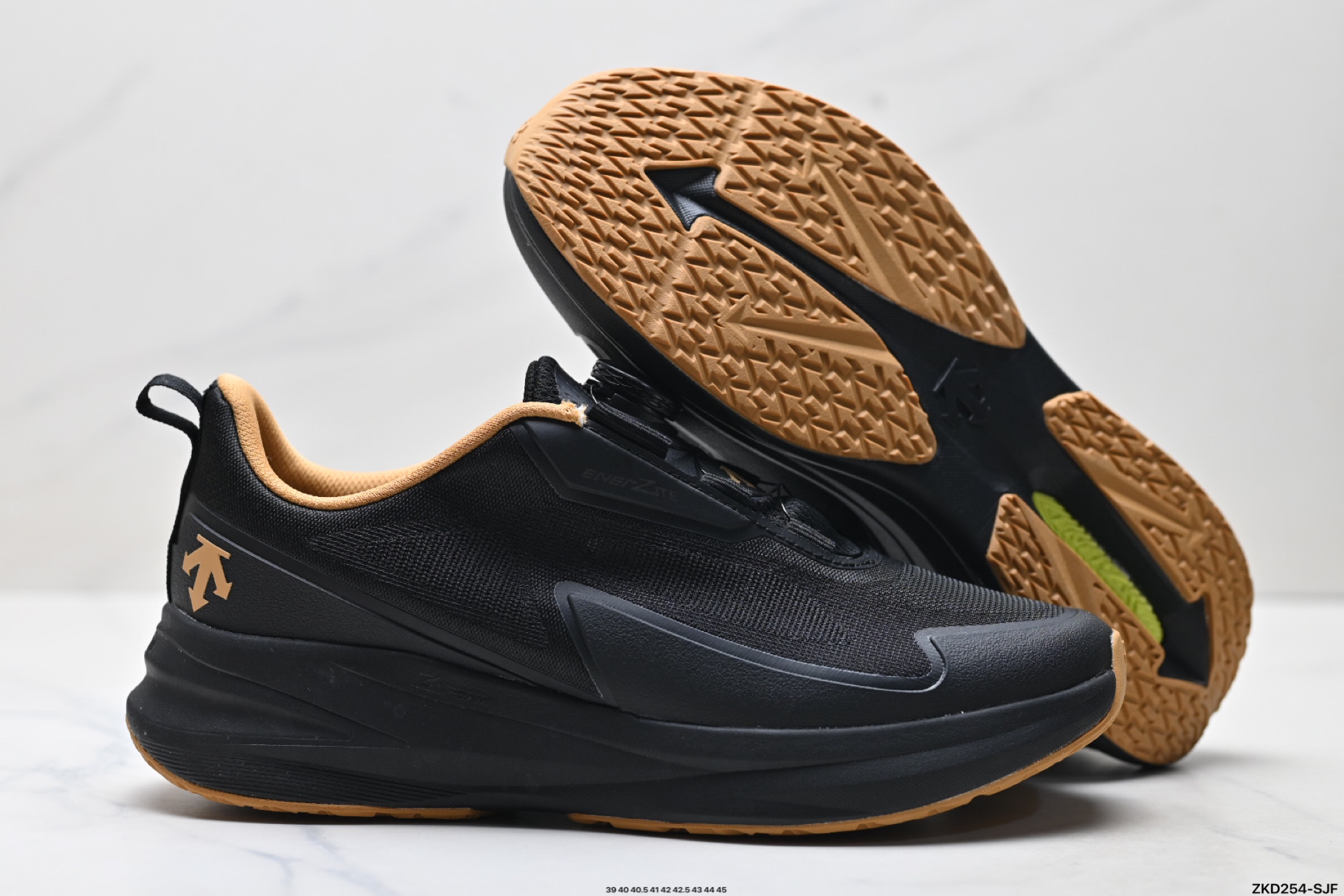 迪桑特DESCENTE LAVITATE WIRE 3.0 舒适百搭防滑耐磨 低帮 休闲跑步鞋 D5231RRN08