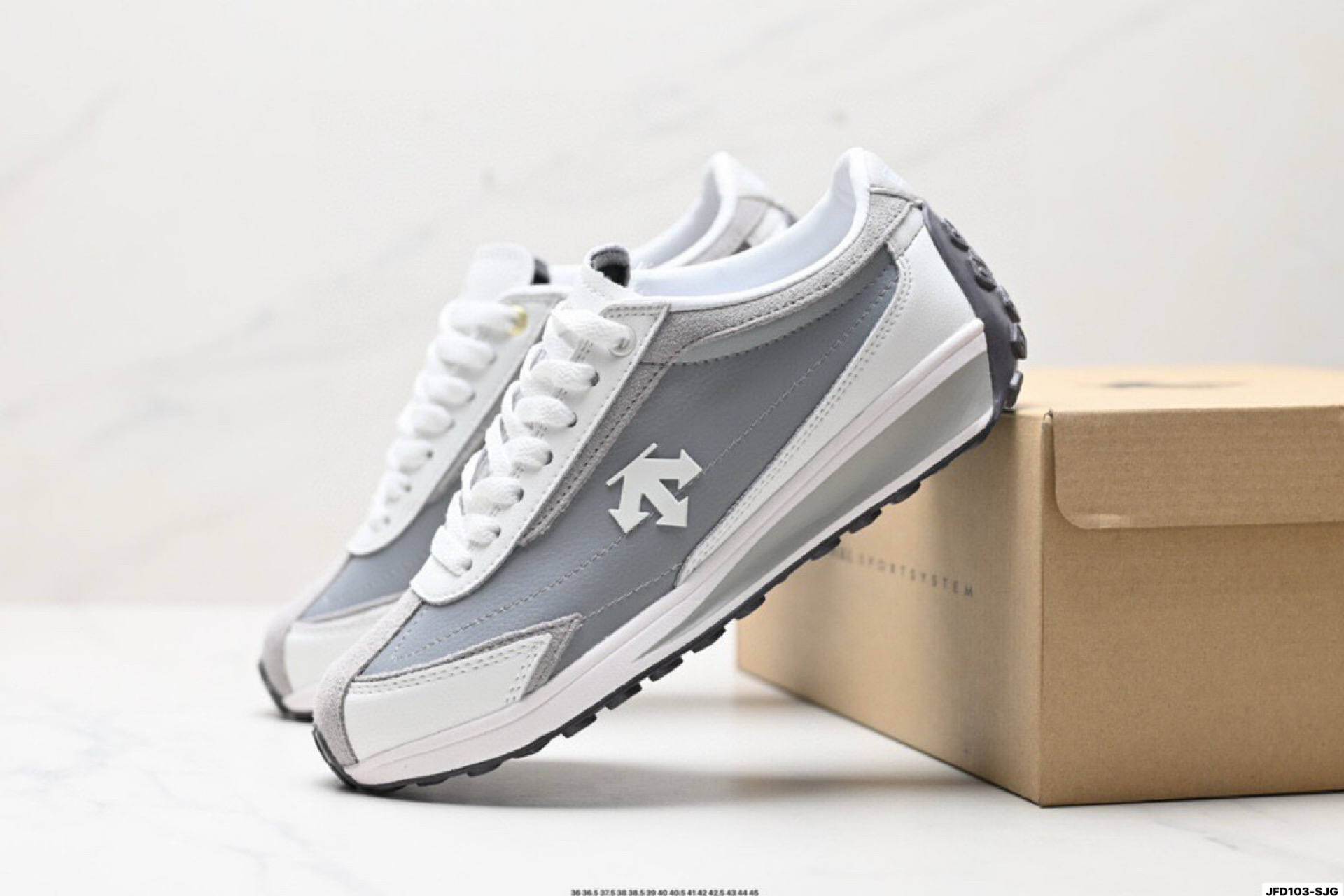 迪桑特DESCENTE CRON RACER 舒适百搭 防滑耐磨 低帮 生活休闲鞋 SP353LCR76