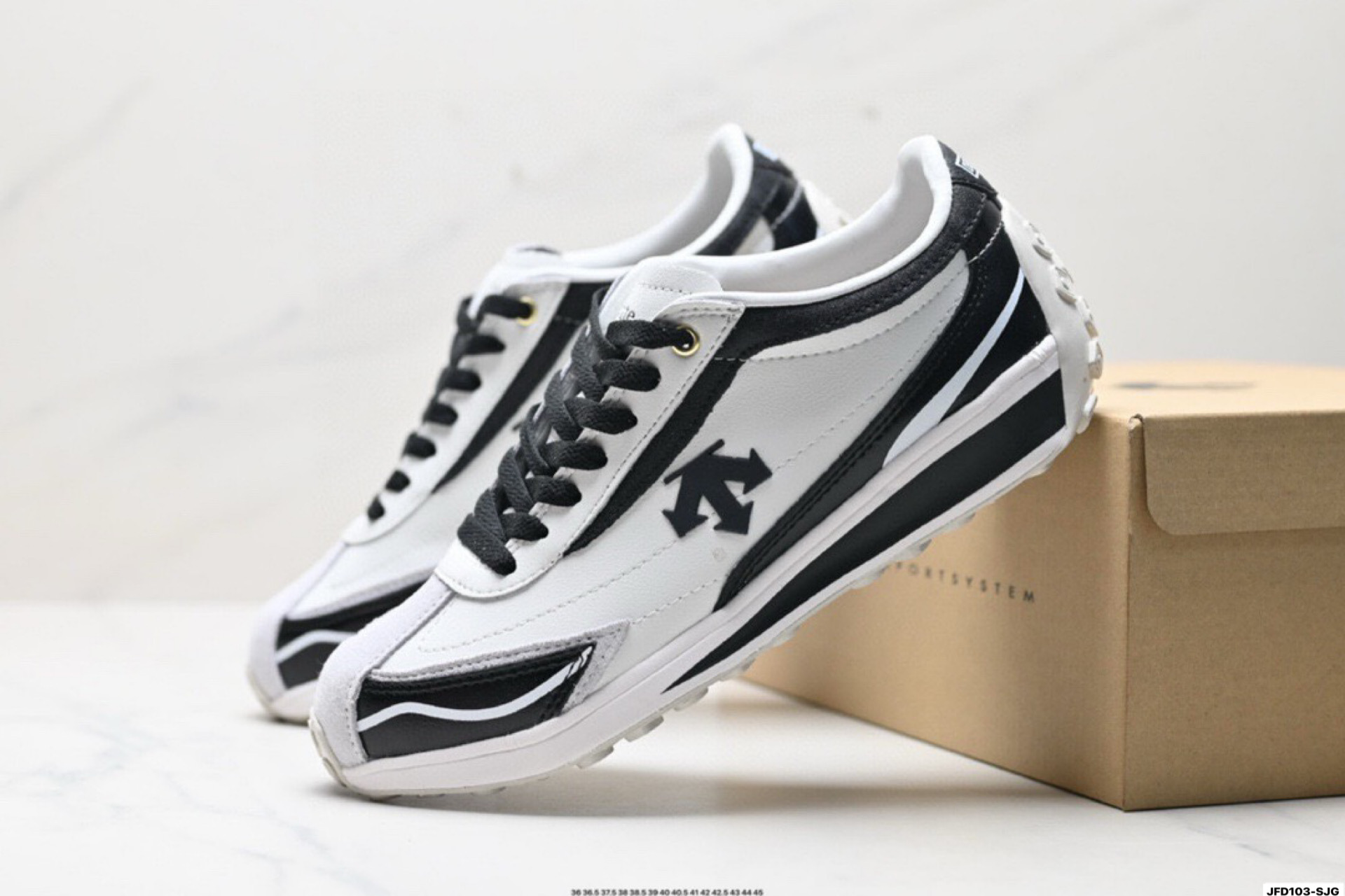 迪桑特DESCENTE CRON RACER 舒适百搭 防滑耐磨 低帮 生活休闲鞋 SP353LCR76