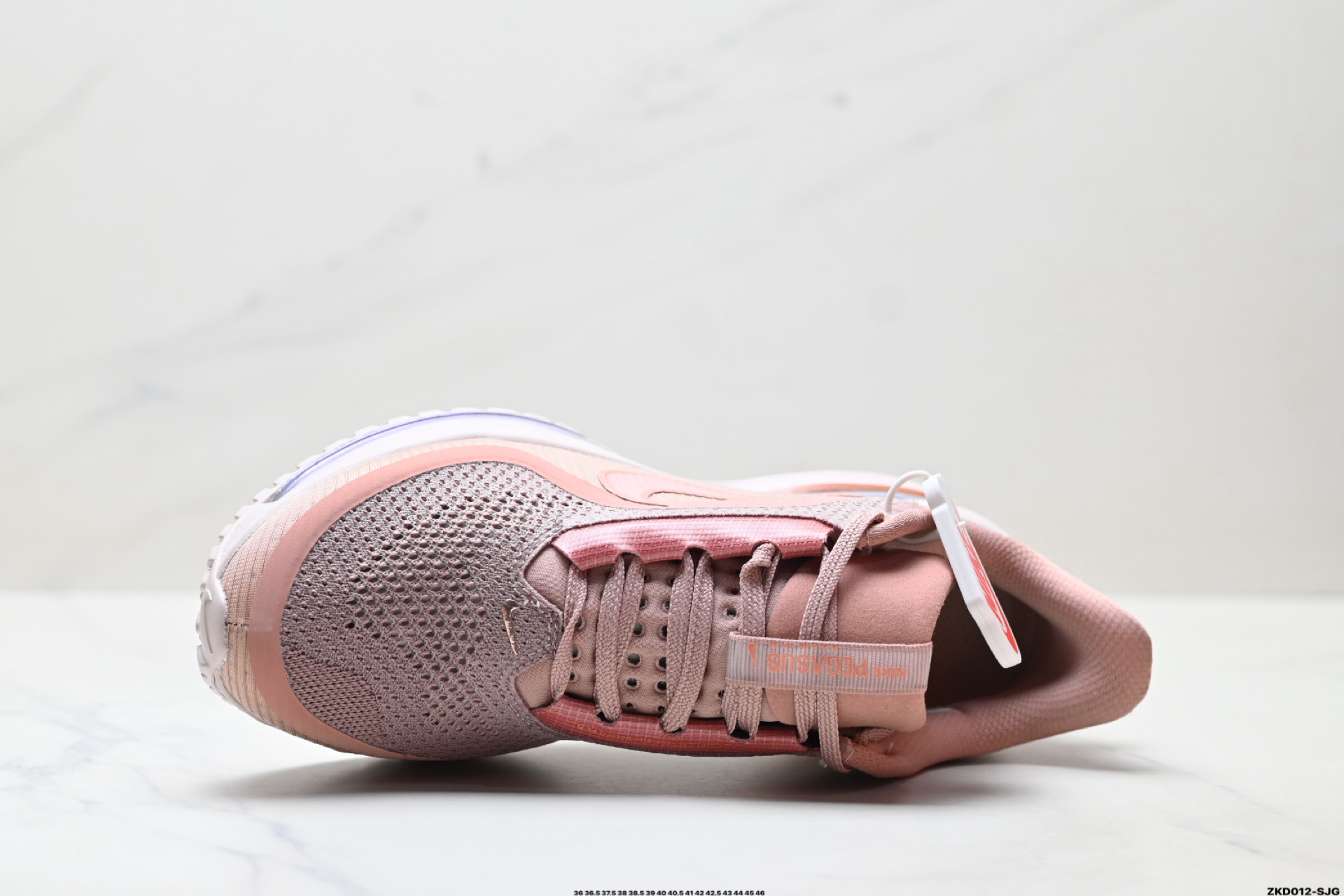 Nike Air Zoom Pegasus Premium 耐克 新款气垫缓震休闲跑步鞋 HQ2593-603
