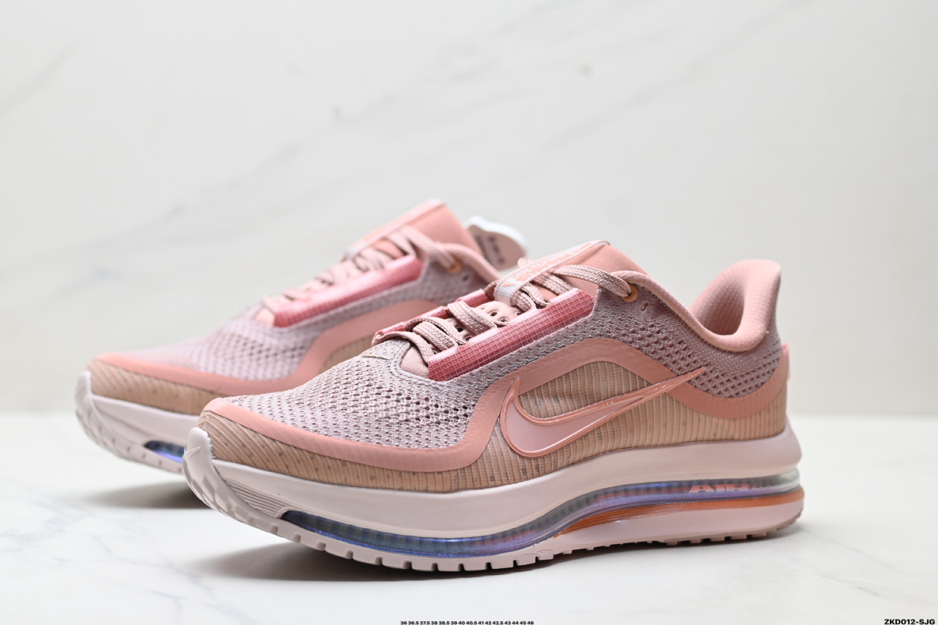 Nike Air Zoom Pegasus Premium 耐克 新款气垫缓震休闲跑步鞋 HQ2593-603