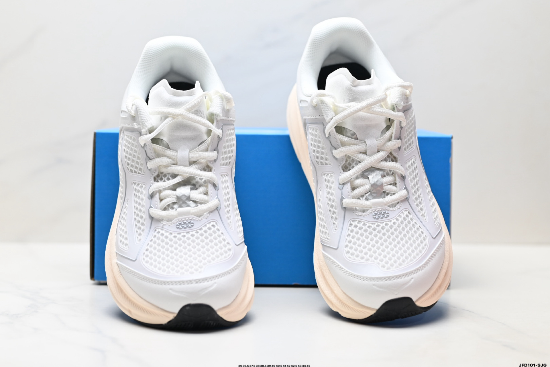 HOKA M CLIFTON ONE9 轻量低帮户外越野跑鞋 户外山脉越野轻量运动跑鞋 1155370