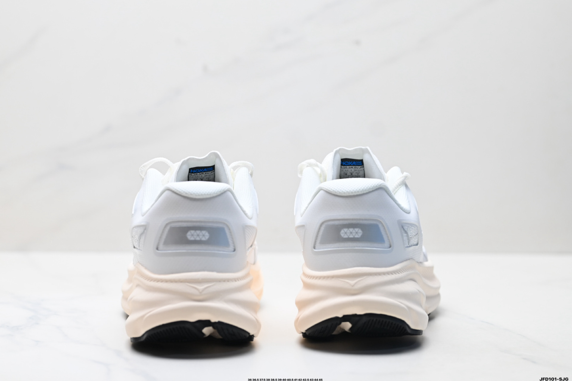 HOKA M CLIFTON ONE9 轻量低帮户外越野跑鞋 户外山脉越野轻量运动跑鞋 1155370