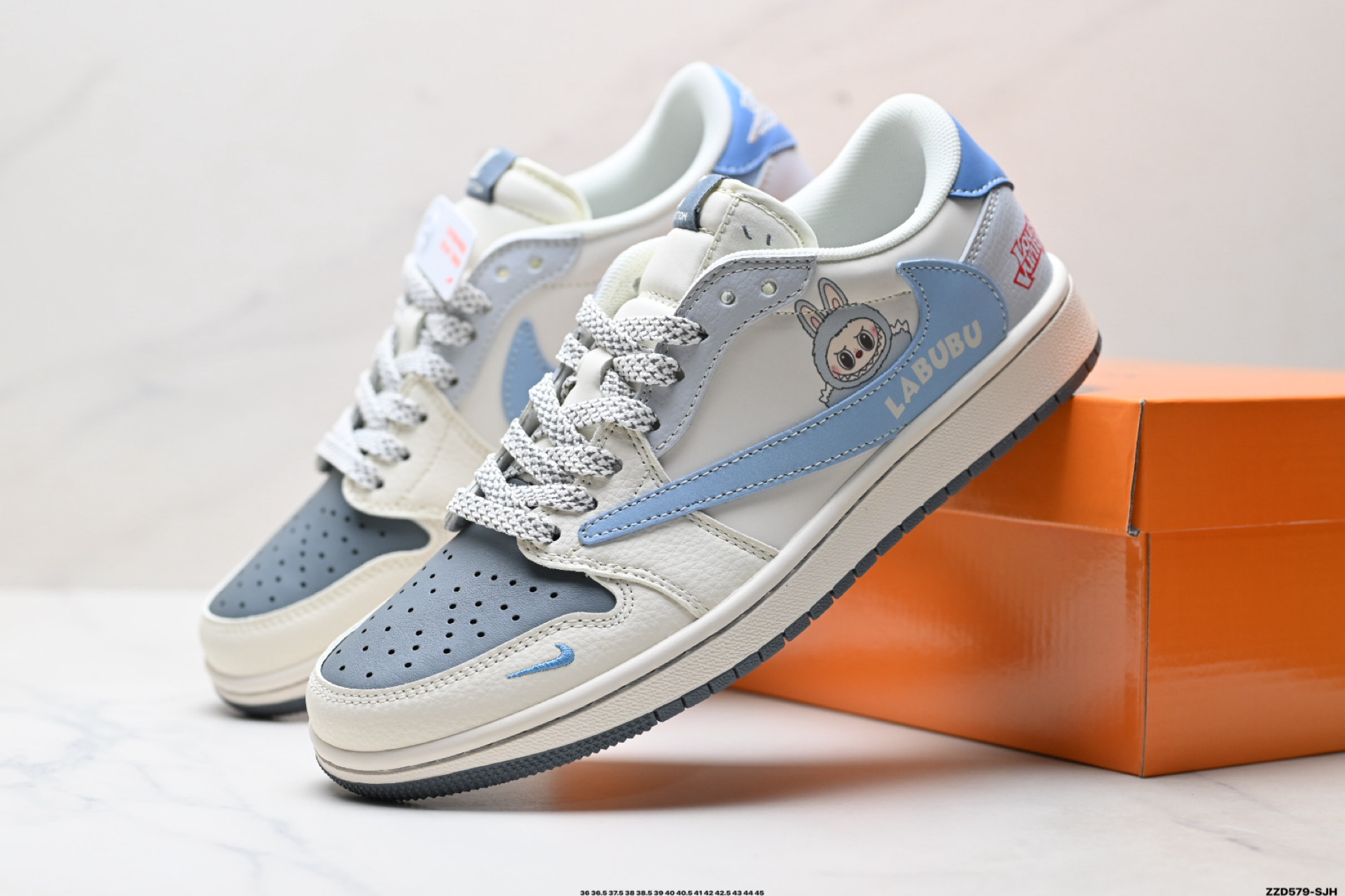 Nike Air Jordan 1 x Travis Scott AJ1倒勾 乔一倒钩 ‘DIY’定制 耐克 低帮文化篮球鞋 HS8068-057