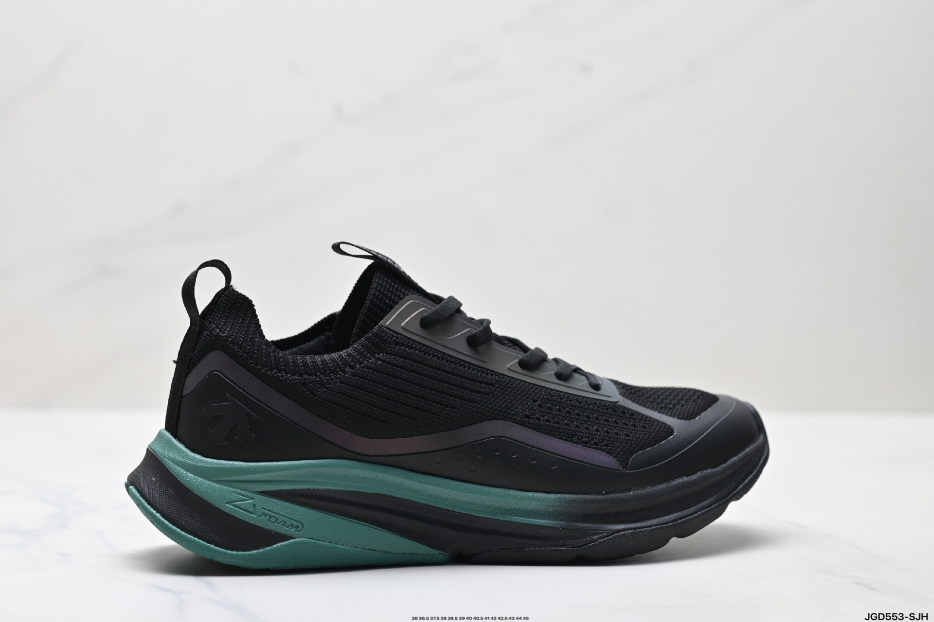 迪桑特DESCENTE ENERZITE LAVITATE 2.0 KNIT 时尚防滑 低帮跑步鞋 D5191RRN05