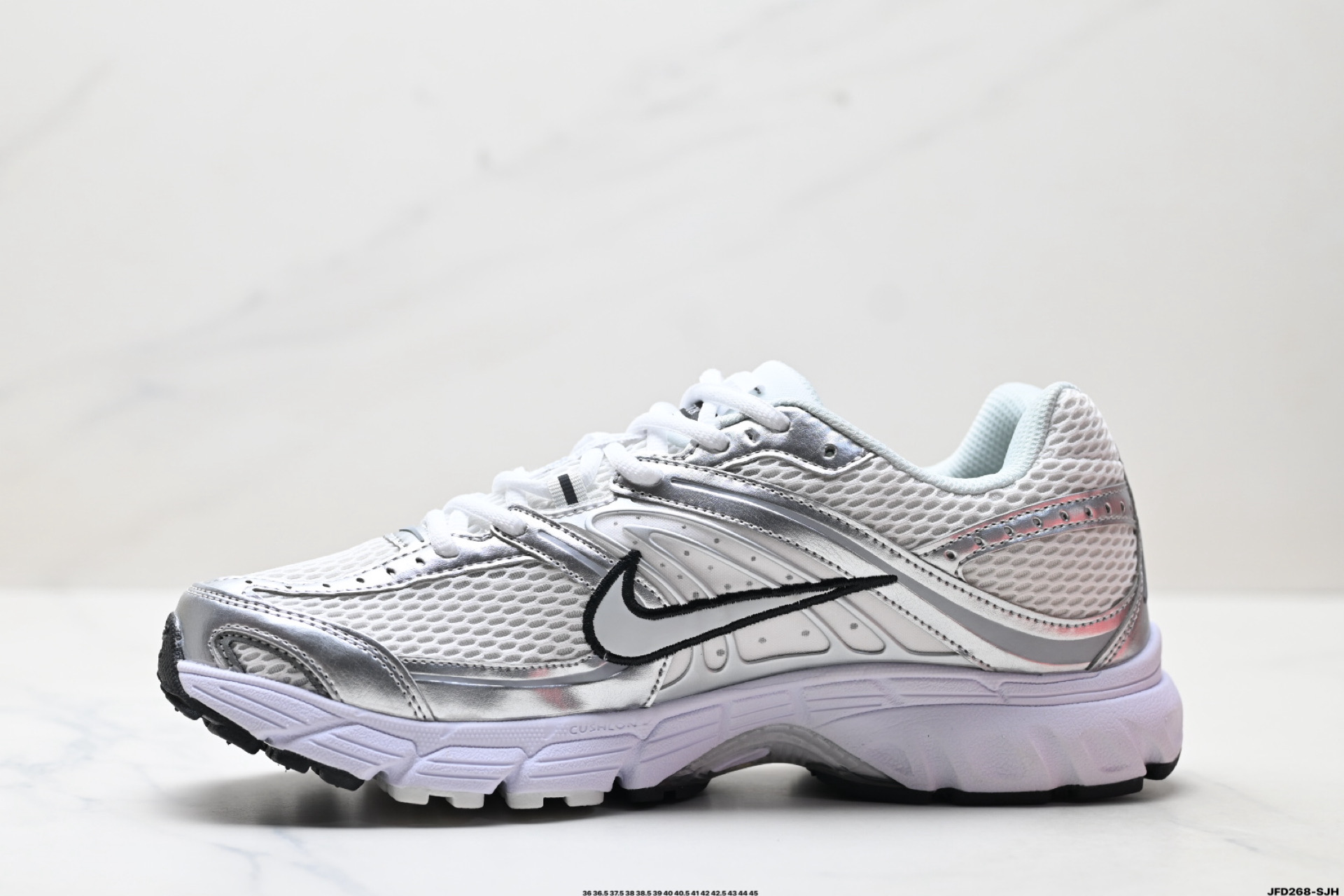 Nike Air Max Moto 2K 耐克 百搭舒适耐磨 低帮跑步鞋 HQ2056-103