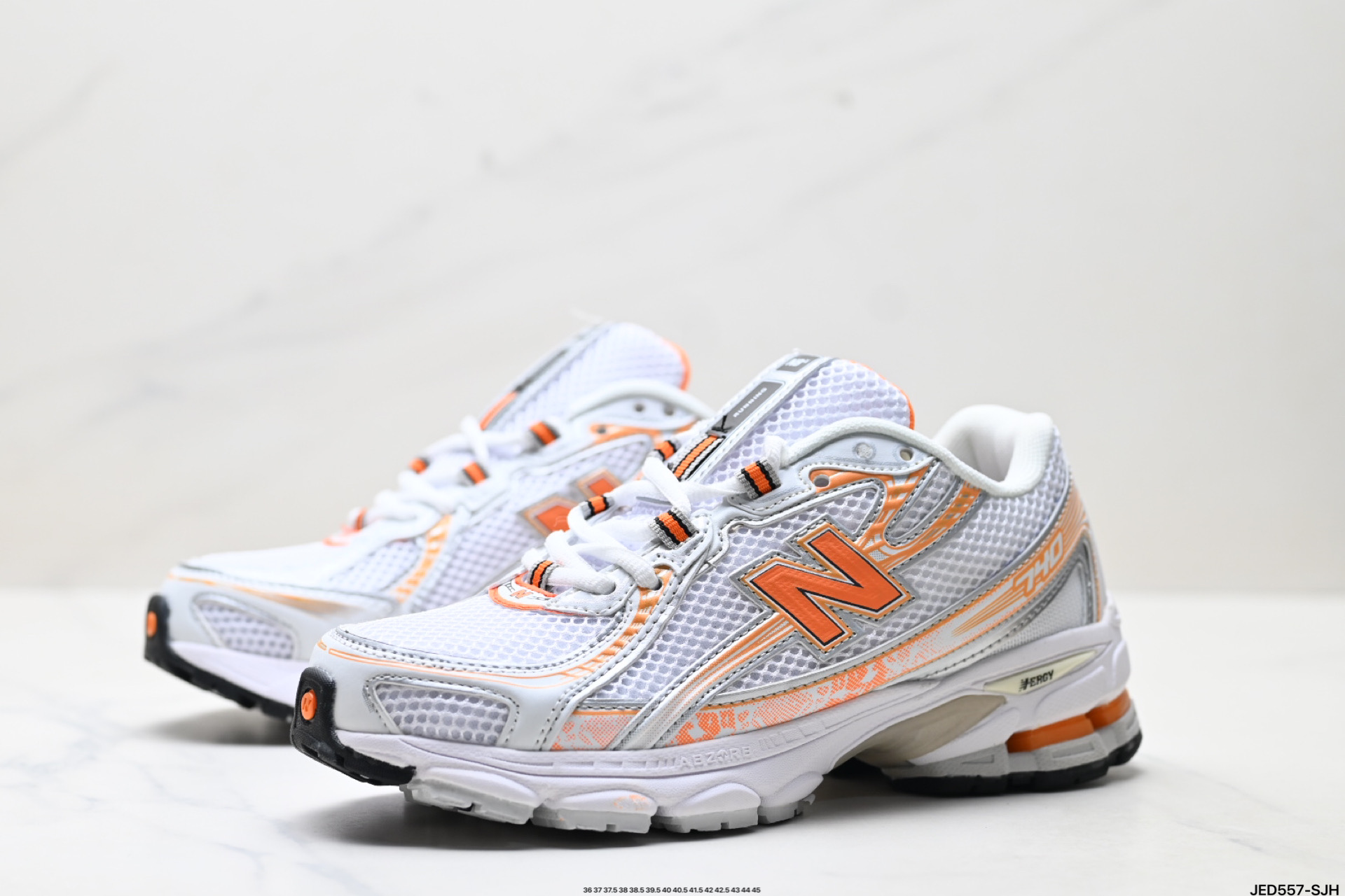 New Balance MR740: Zapatillas Retro con Amortiguación y Estilo Vintage 5 i1755360579792 6588 0 3
