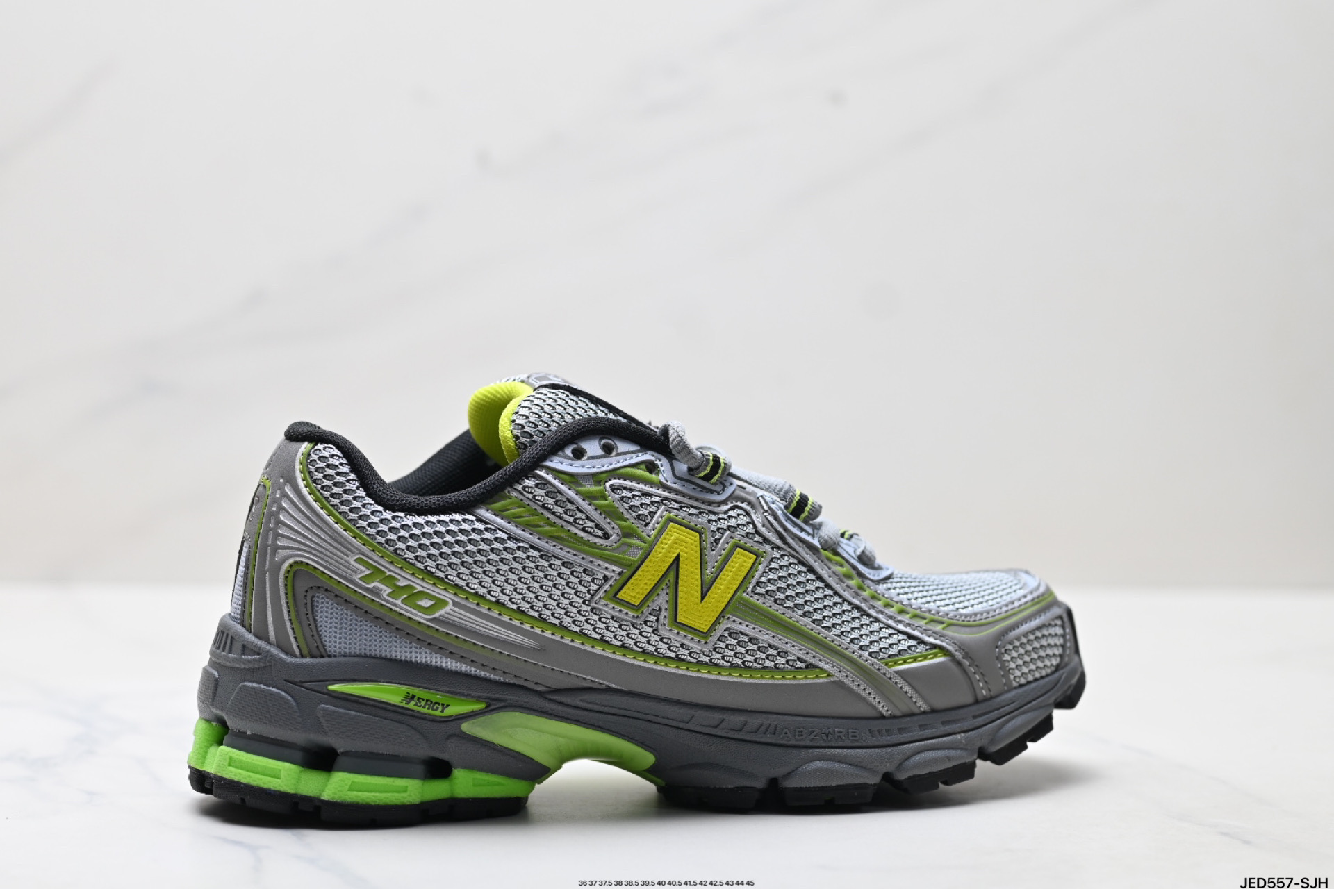 New Balance MR740: Zapatillas Retro para Hombre con Estilo y Comodidad 3 i1755360658647 4655 0 1