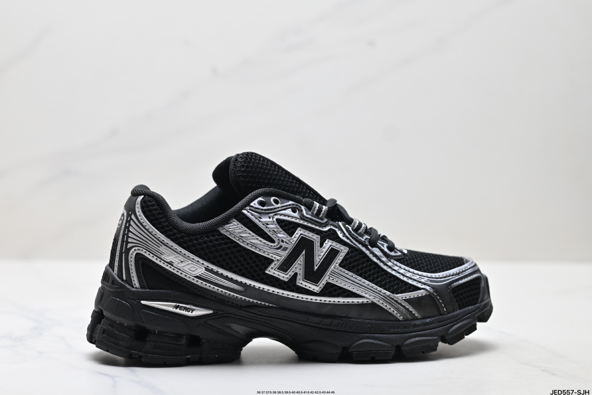 New Balance MR740: Zapatillas Retro para Hombre con Estilo y Comodidad 5 i1755360659561 3697 0 3