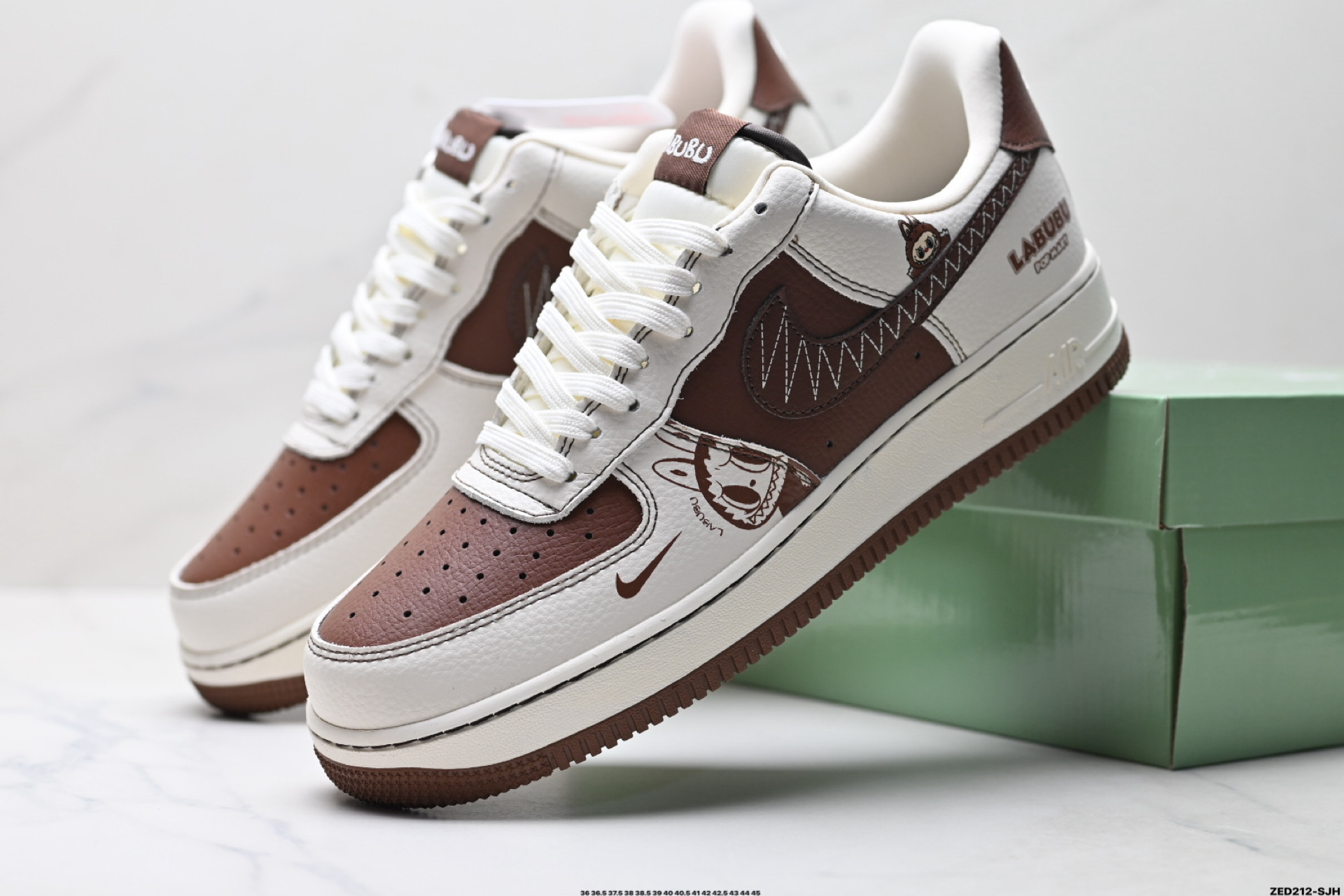 NIKE AIR FORCE 1‘07 XL1979-105