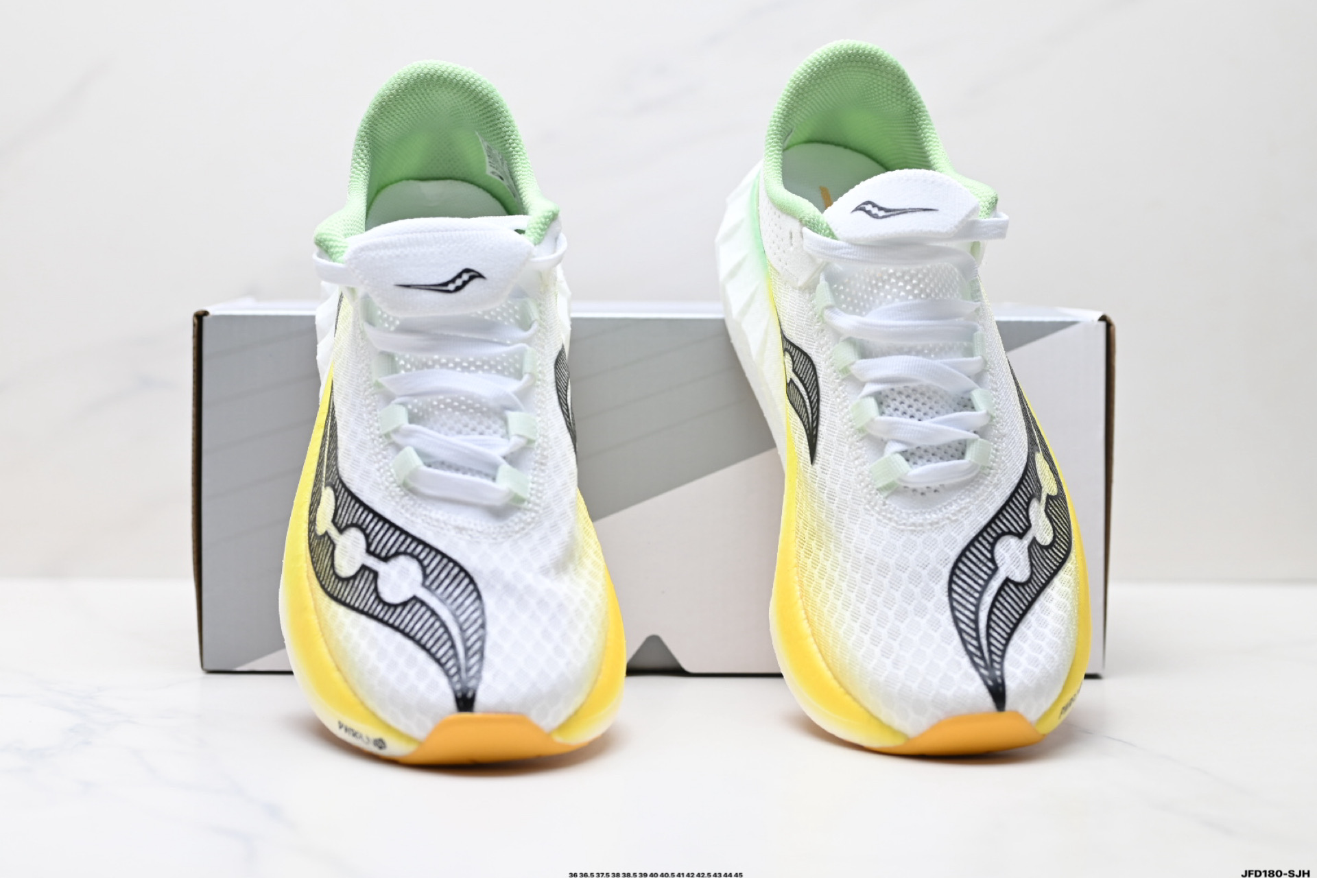 SAUCONY索康尼 ENDORPHIN PRO4系列 男女低帮缓震跑步鞋 S30939-800