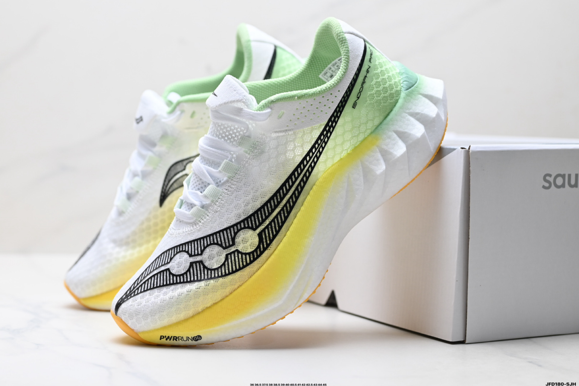 SAUCONY索康尼 ENDORPHIN PRO4系列 男女低帮缓震跑步鞋 S30939-800