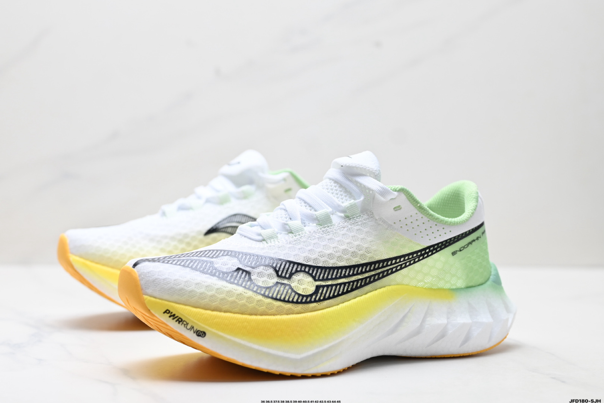 SAUCONY索康尼 ENDORPHIN PRO4系列 男女低帮缓震跑步鞋 S30939-800