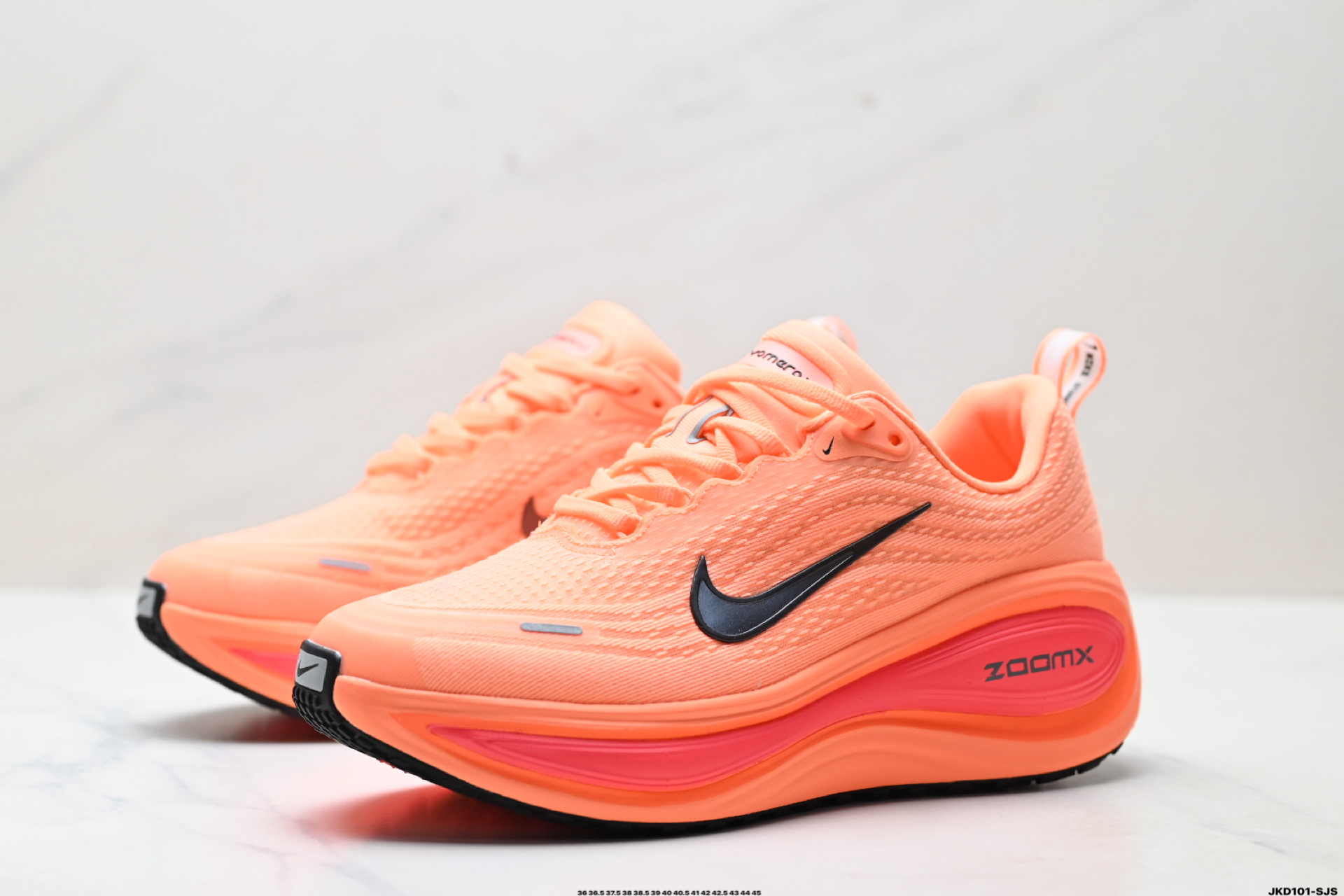 170 Nike VOMERO PLUS 耐克 舒适减震防滑 低帮跑步鞋 全掌ReactX泡绵中底 HV8150-801