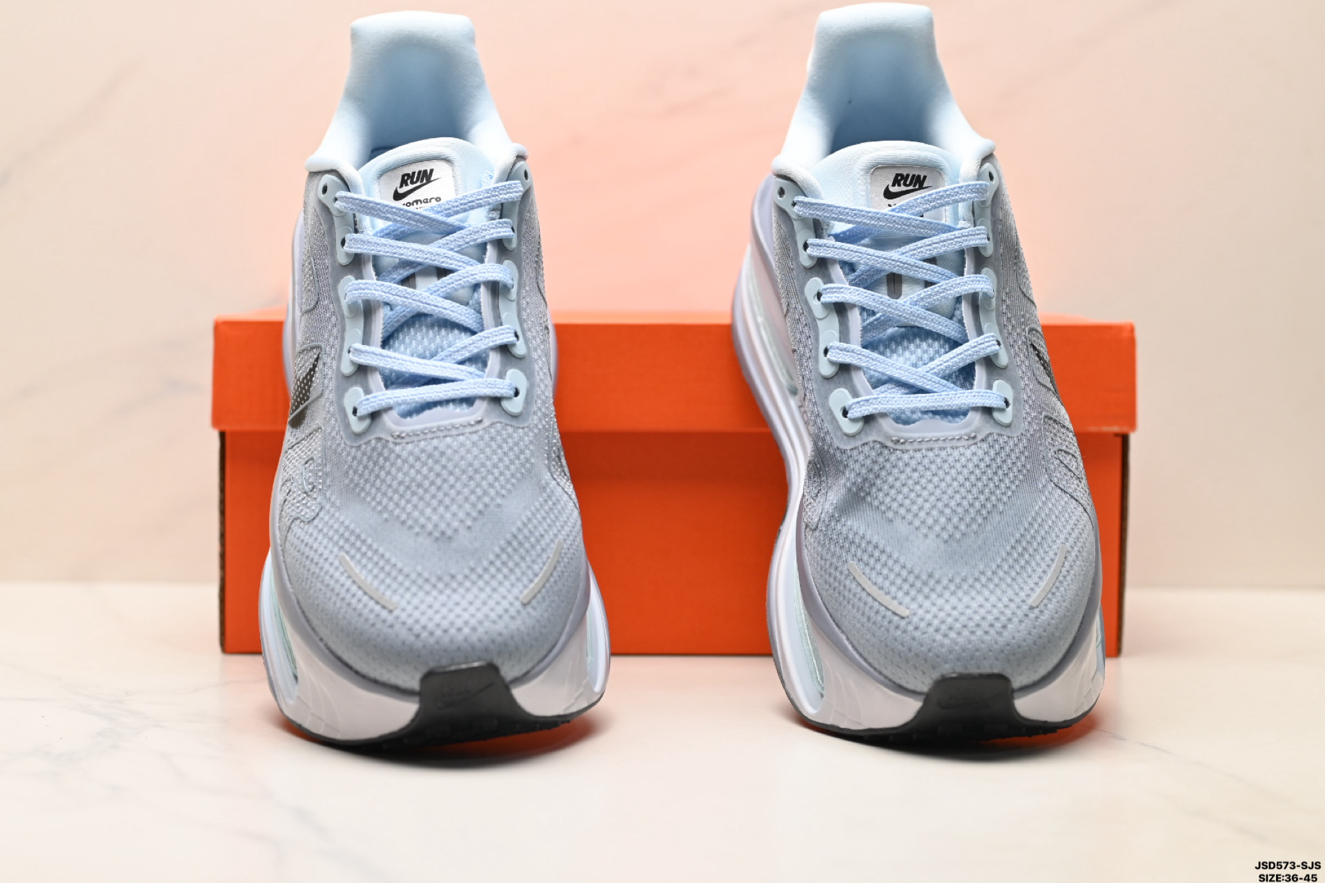 Nike VOMERO PREMIUM 耐克 舒适减震防滑 低帮跑步鞋 全掌ReactX泡绵中底 FN8453-015
