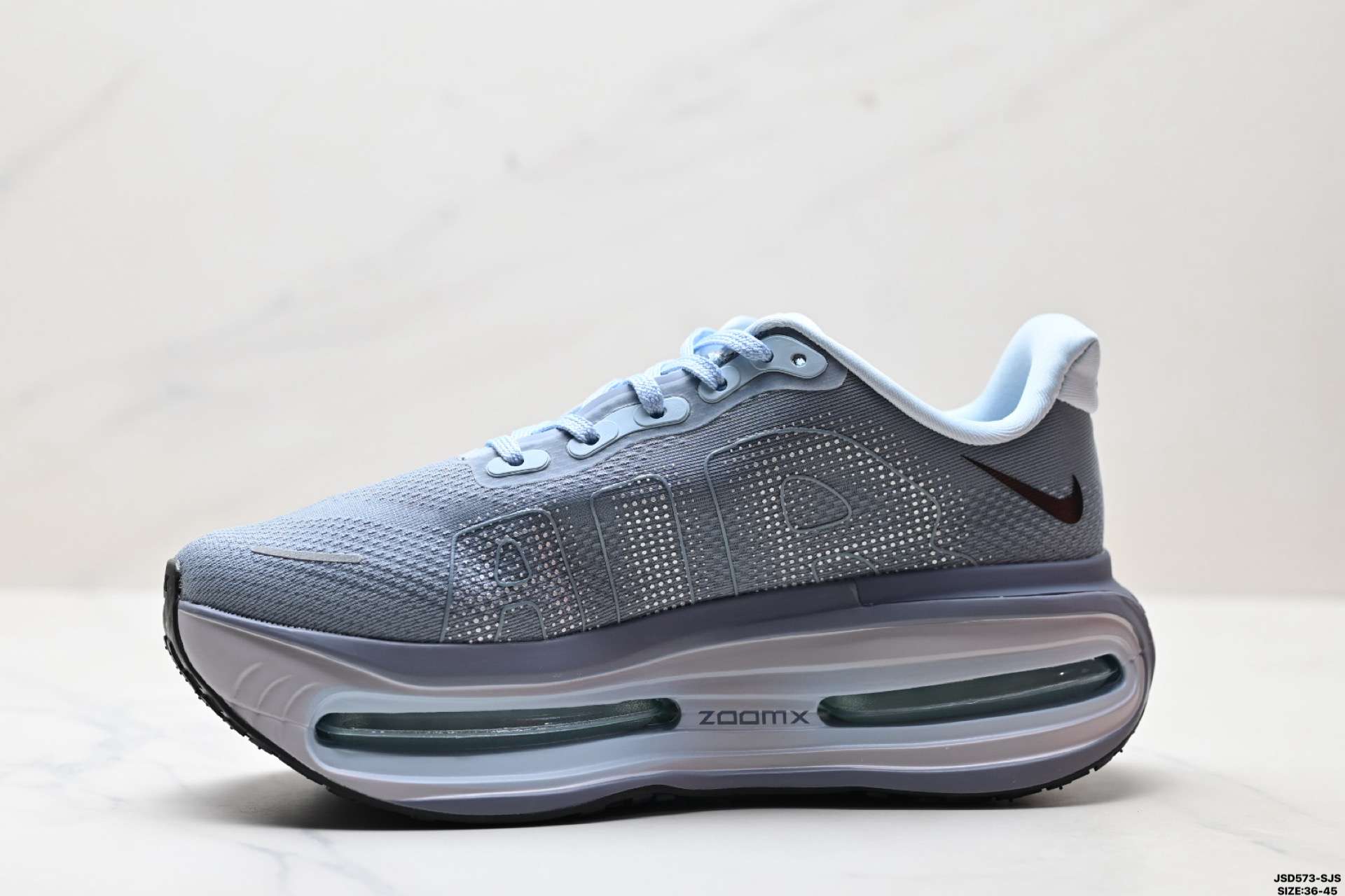 Nike VOMERO PREMIUM 耐克 舒适减震防滑 低帮跑步鞋 全掌ReactX泡绵中底 FN8453-015