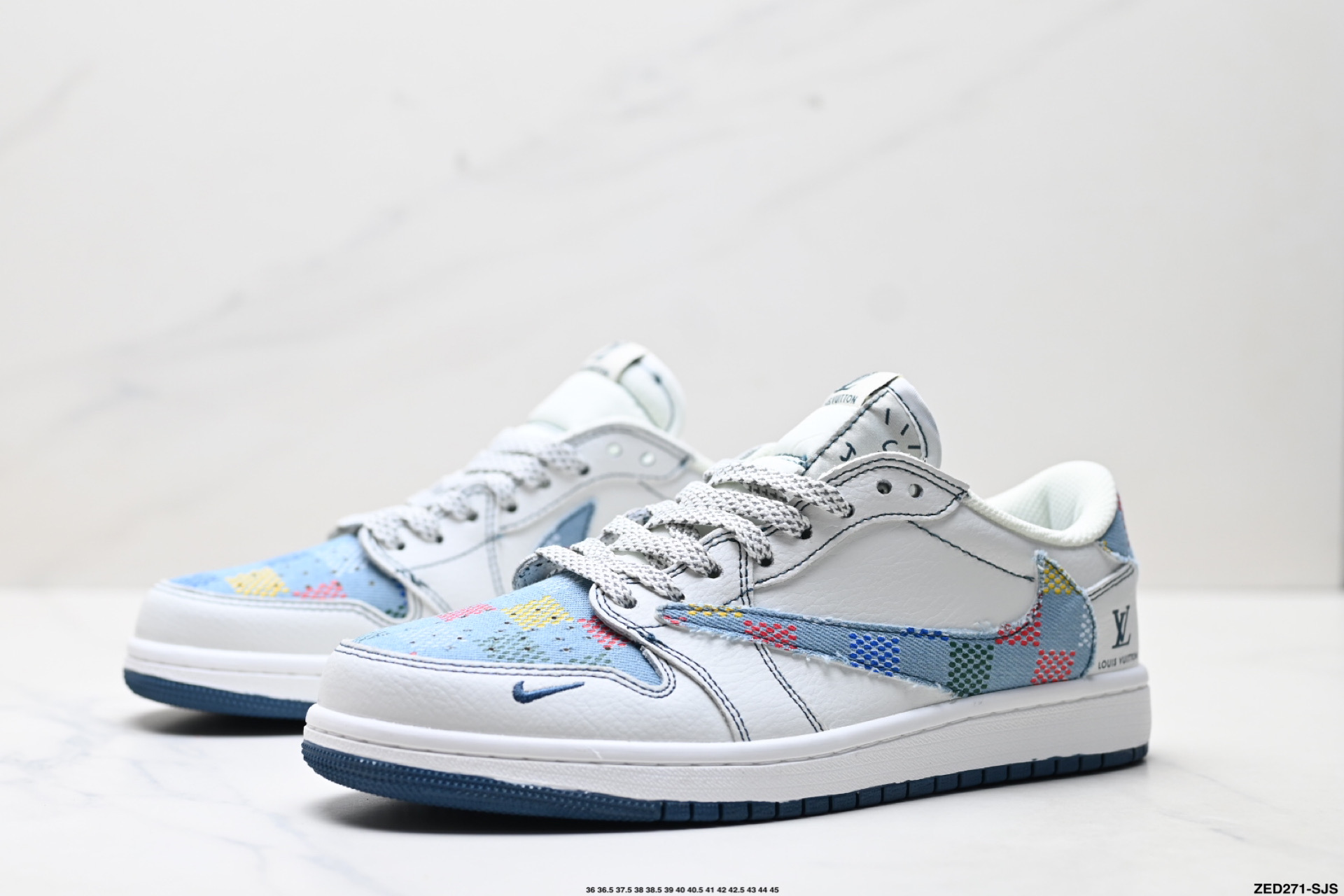 Nike Air Jordan 1 x Travis Scott AJ1倒勾 乔一倒钩 ‘DIY’定制 耐克 低帮文化篮球鞋 DZ5899-011