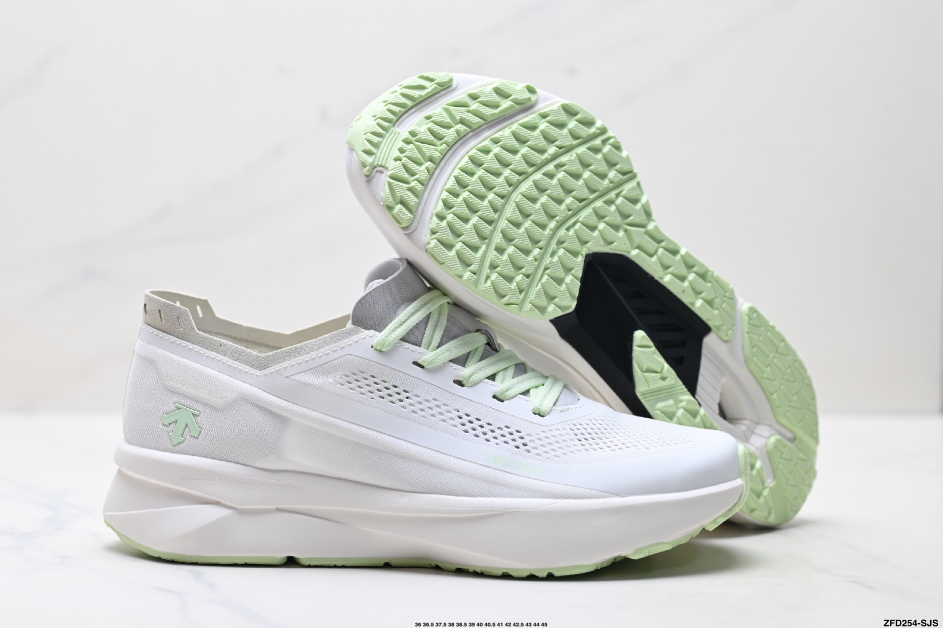 迪桑特DESCENTE ENERZITE FLUID 2.0 DF 2.0 WIRE 舒适 低帮跑步鞋 D4232RRN29