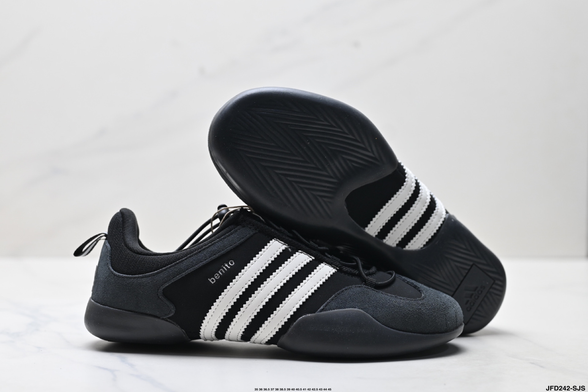 180 Bad Bunny x Adidas Ballerina 阿迪达斯 舒适百搭 防滑耐磨 低帮生活休闲鞋 JQ9230