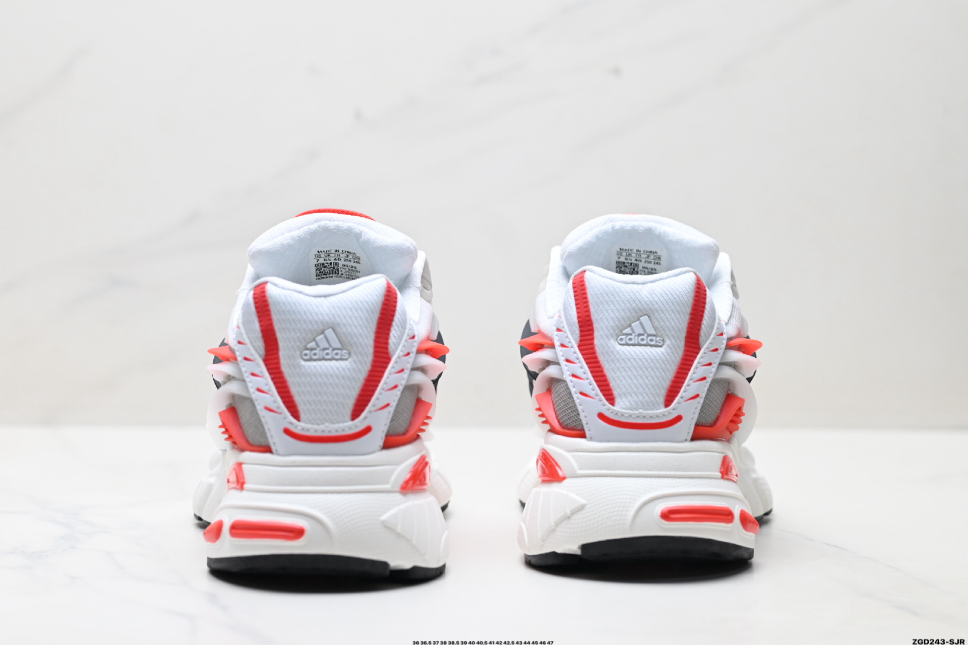 Adidas Adistar Jellyfish 阿迪达斯 时尚舒适 耐磨透气 低帮老爹鞋 JP9311