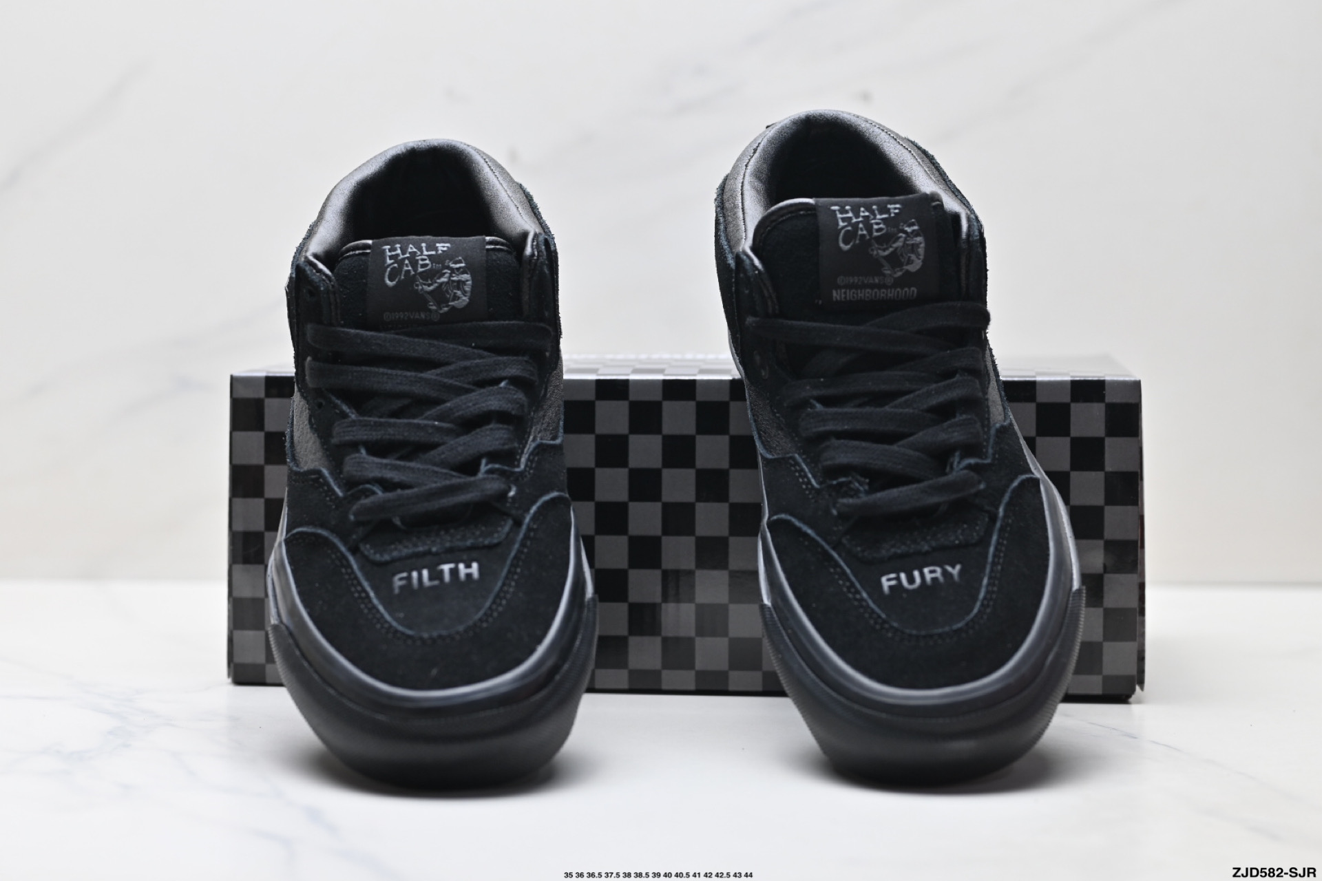 Vans Half Cab 33: Zapatos Unisex de Media Caña, Ligeros y Resistentes 8 i1755533675193 693 0 6
