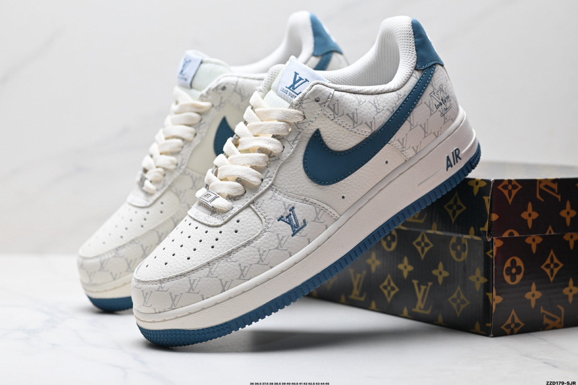 260 NIKE AIR FORCE 1‘07 LV8 BZ6880-105
