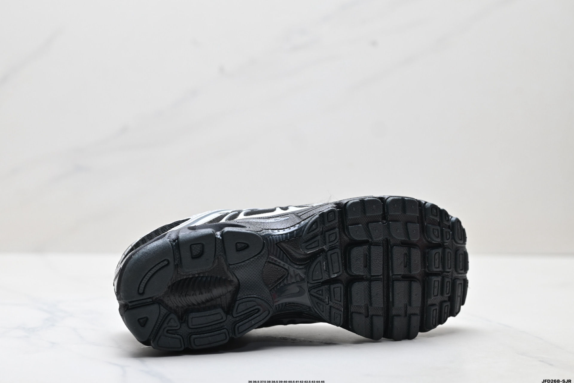 180 Nike Air Max Moto 2K 耐克 百搭舒适耐磨 低帮跑步鞋 HQ2056-007