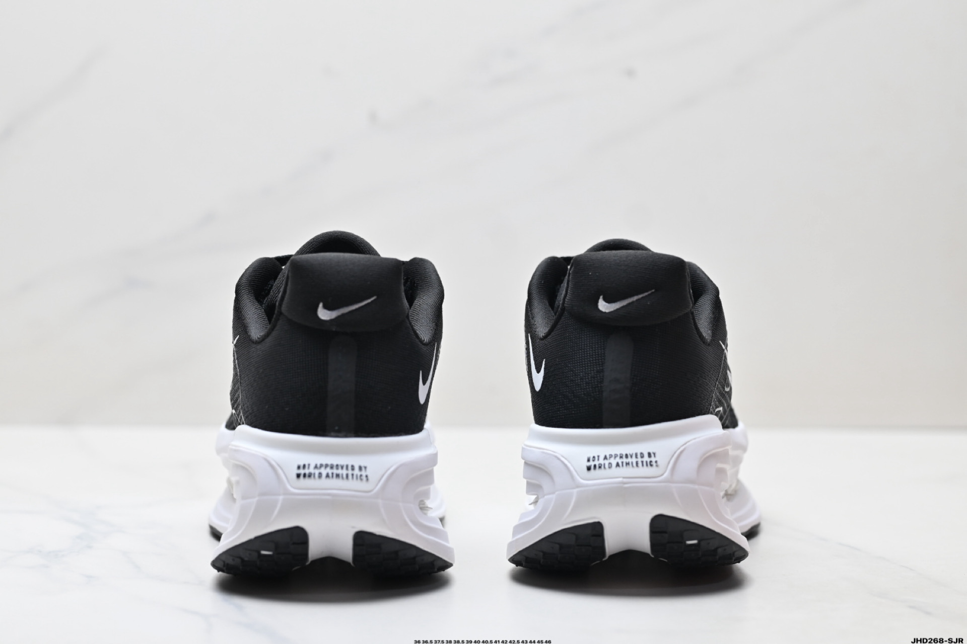 Nike VOMERO PREMIUM 耐克 舒适减震防滑 低帮跑步鞋 全掌ReactX泡绵中底 HQ2050-302