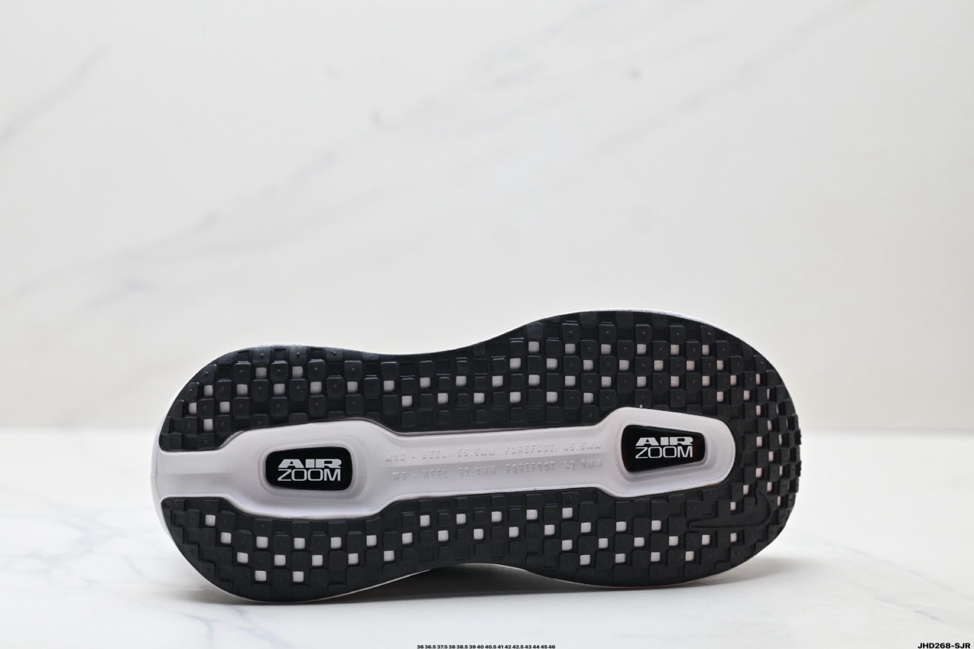 Nike VOMERO PREMIUM 耐克 舒适减震防滑 低帮跑步鞋 全掌ReactX泡绵中底 HQ2050-302