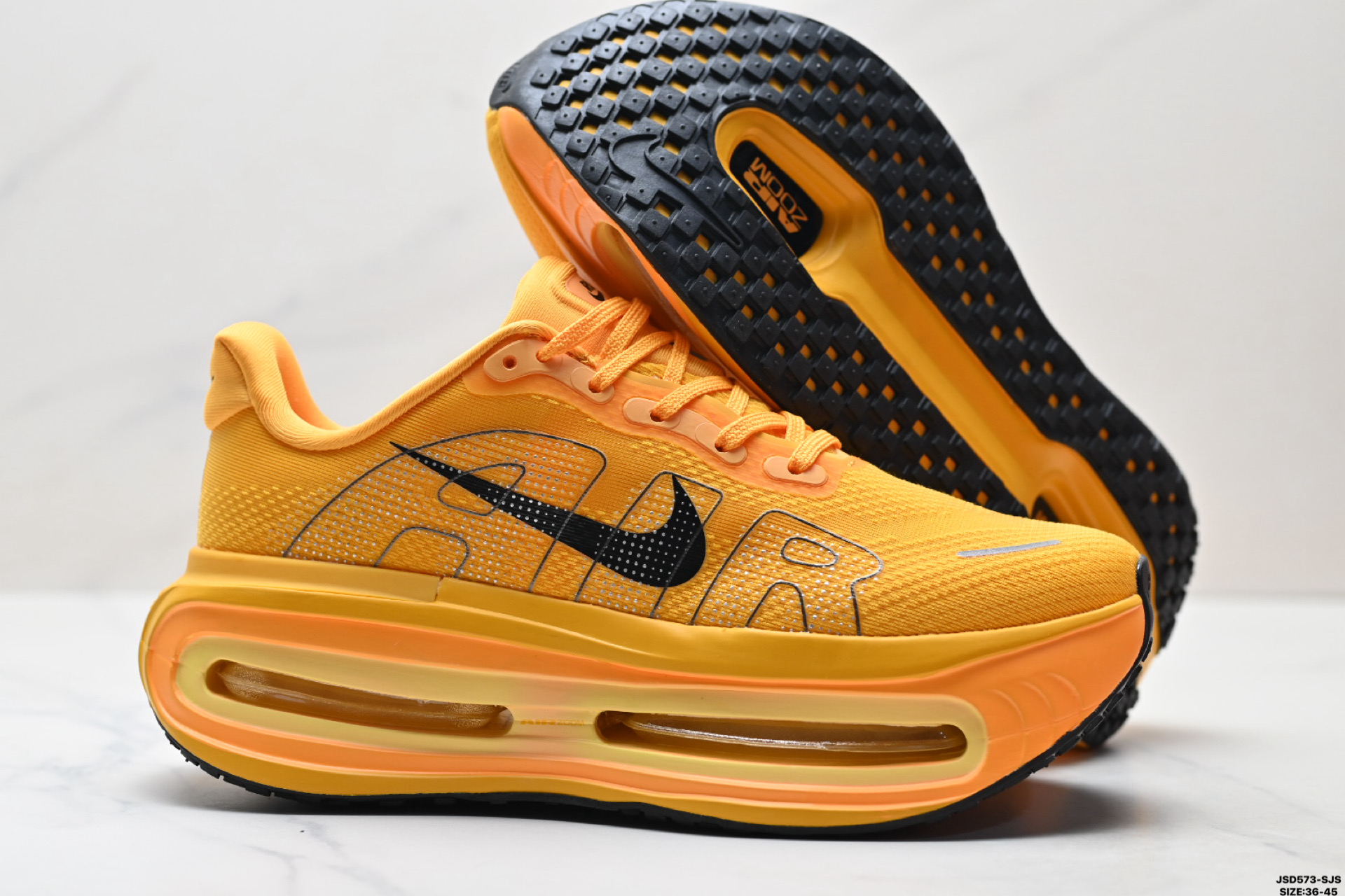 Nike VOMERO PREMIUM 耐克 舒适减震防滑 低帮跑步鞋 全掌ReactX泡绵中底 FN8453-017