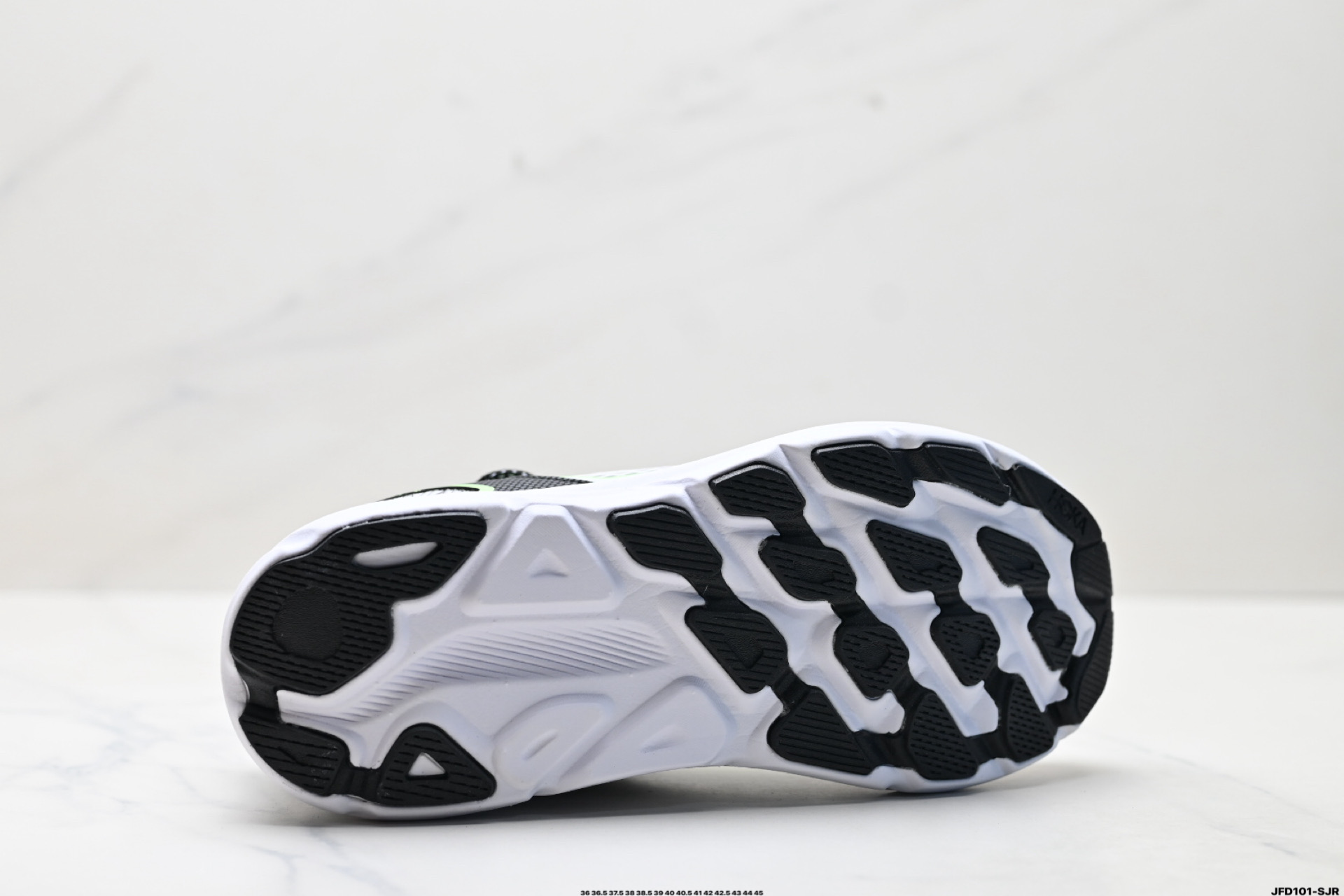 HOKA M CLIFTON ONE9 轻量低帮户外越野跑鞋 户外山脉越野轻量运动跑鞋 1155370