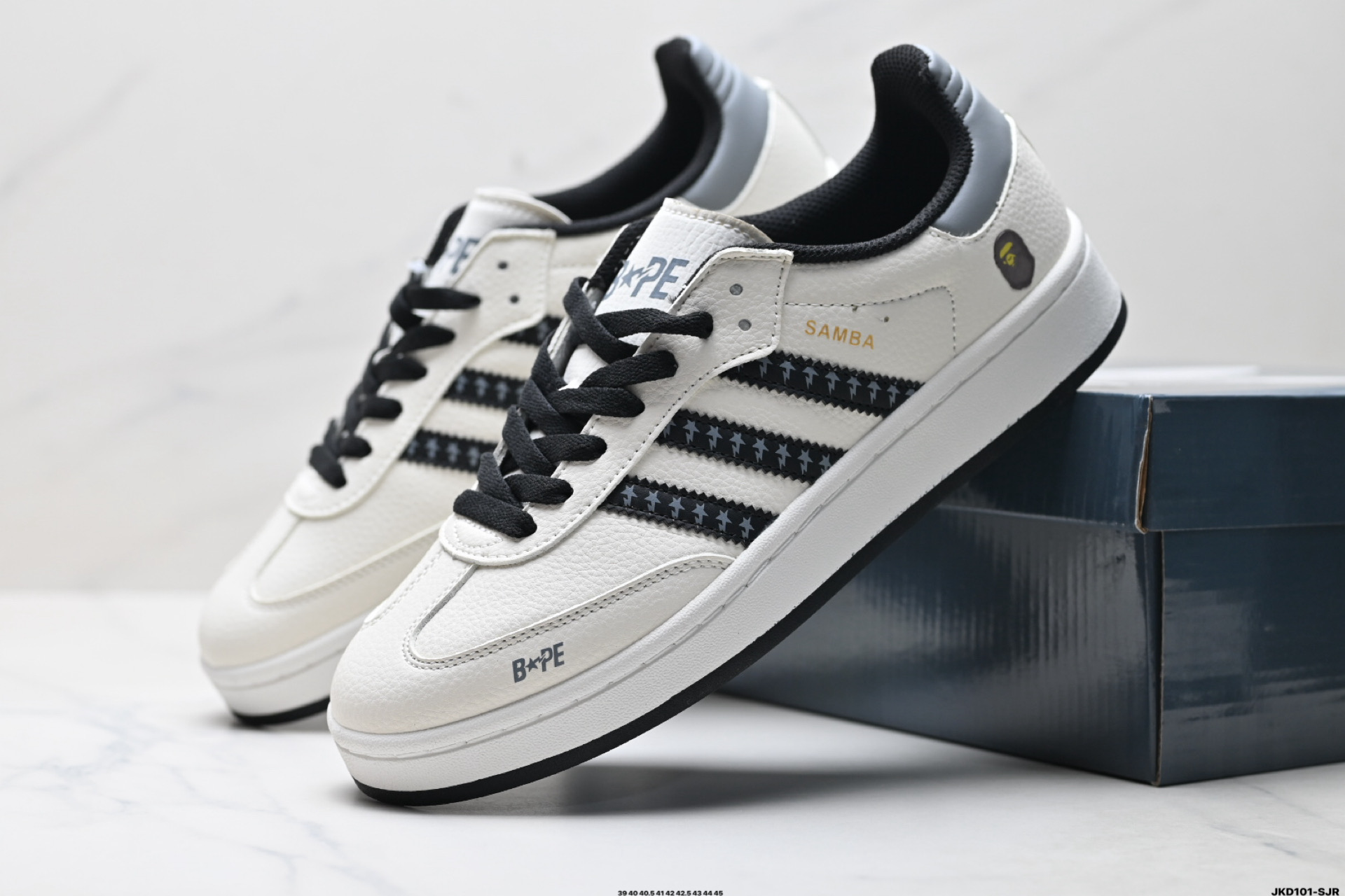 Adidas Originals Samba OG ‘DIY’桑巴舞系列 阿迪达斯 三叶草绅士低帮休闲运动板鞋 LJ9904