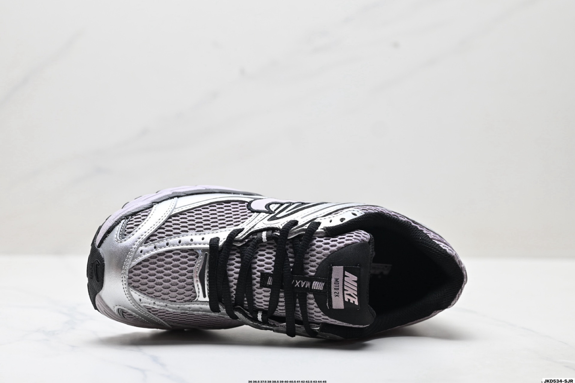 Nike Air Max Moto 2K: Comodidad y Estilo para Running y Uso Diario 3 i1755589017011 3487 0 1