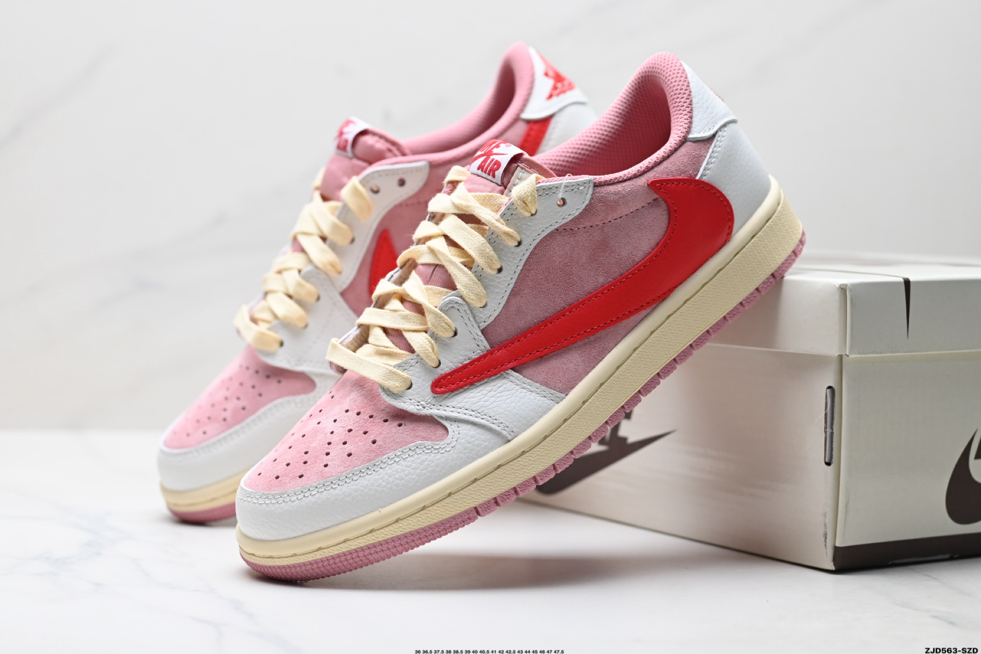 Nike Air Jordan 1 x Travis Scott AJ1倒勾 乔一倒钩 耐克 低帮文化篮球鞋 DM7866-100