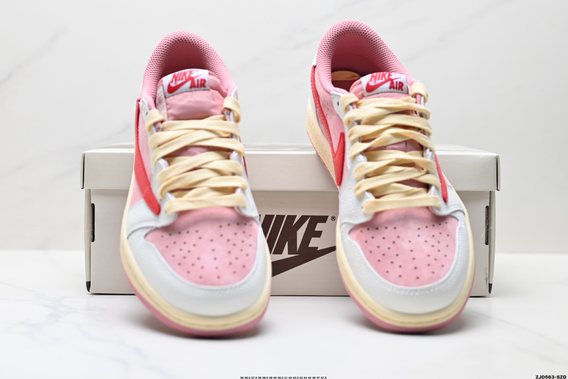 Nike Air Jordan 1 x Travis Scott AJ1倒勾 乔一倒钩 耐克 低帮文化篮球鞋 DM7866-100