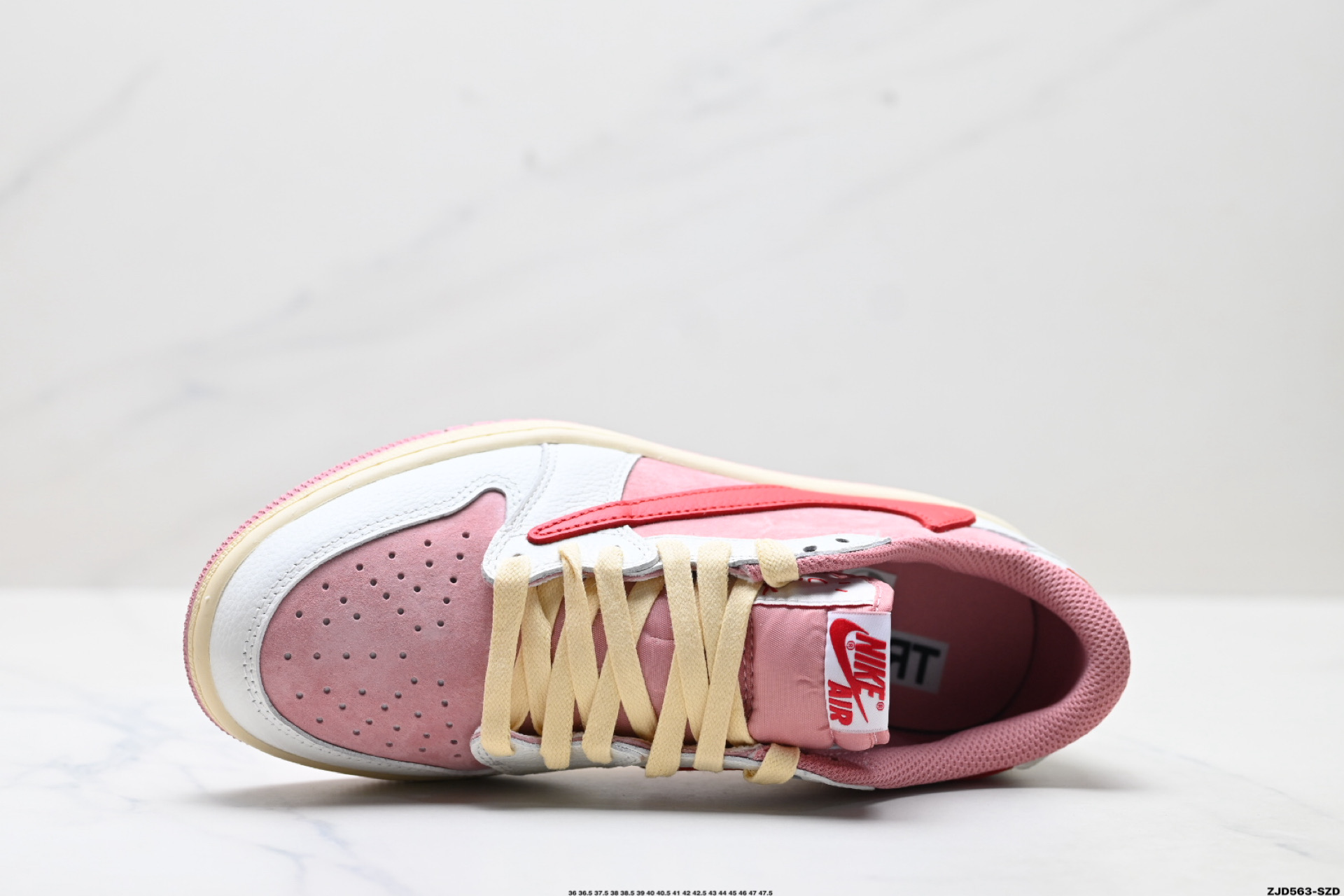 Nike Air Jordan 1 x Travis Scott AJ1倒勾 乔一倒钩 耐克 低帮文化篮球鞋 DM7866-100