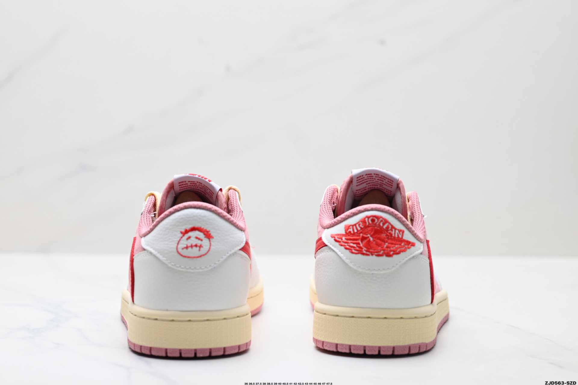 Nike Air Jordan 1 x Travis Scott AJ1倒勾 乔一倒钩 耐克 低帮文化篮球鞋 DM7866-100