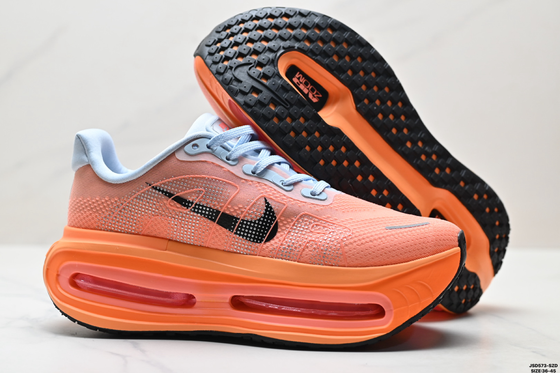 Nike VOMERO PREMIUM 耐克 舒适减震防滑 低帮跑步鞋 FN8453-018