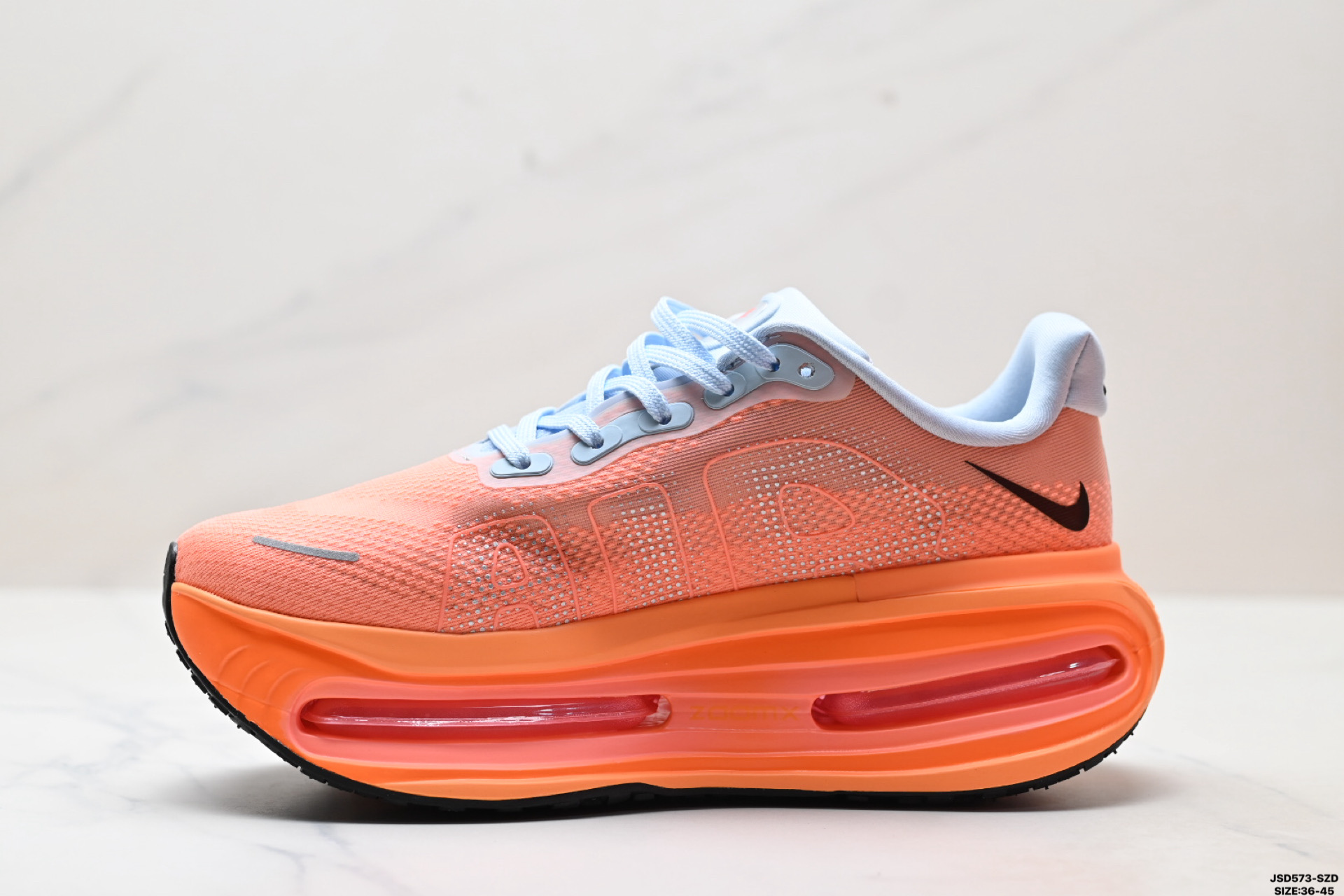 Nike VOMERO PREMIUM 耐克 舒适减震防滑 低帮跑步鞋 FN8453-018
