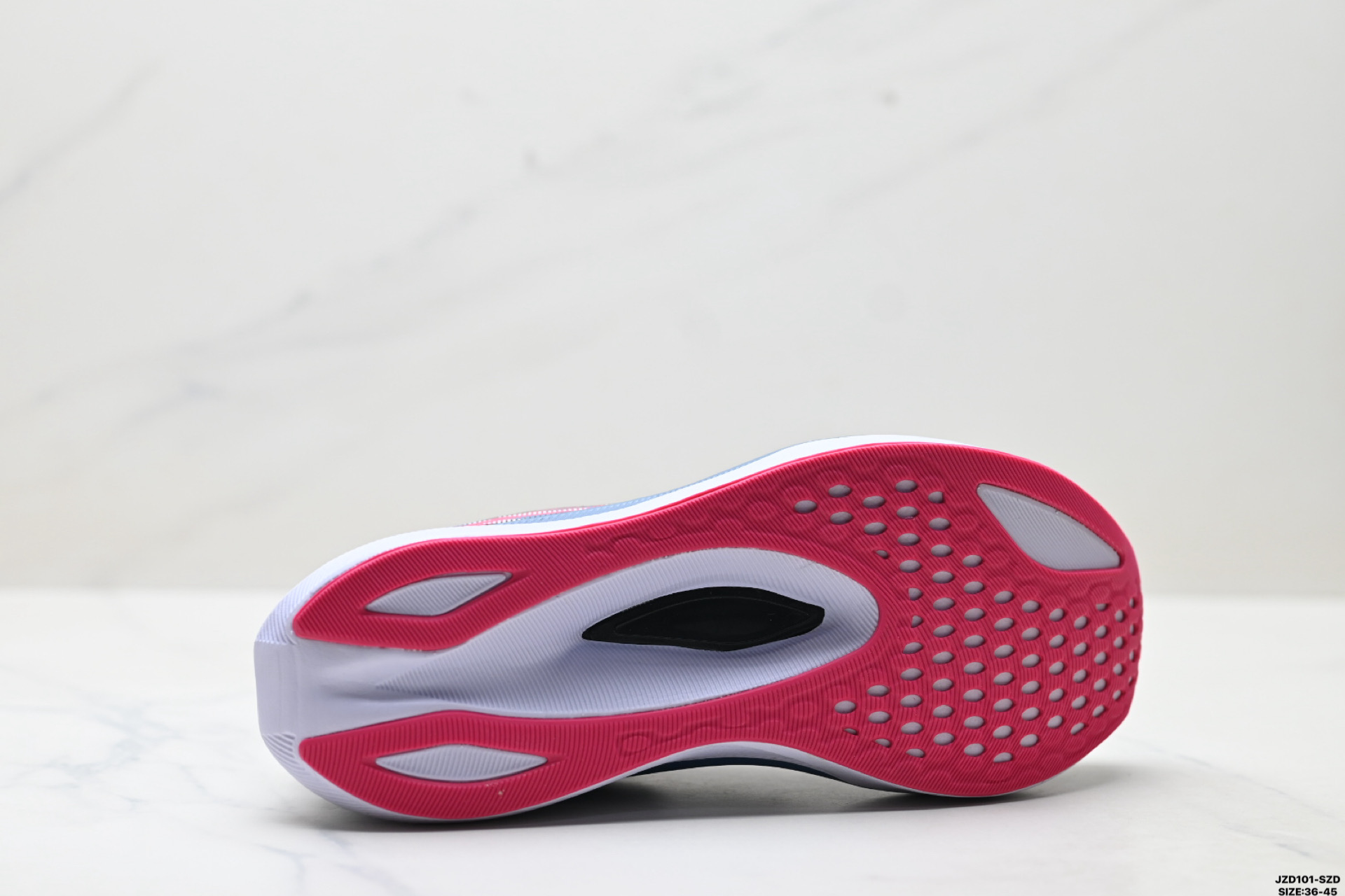Asics 亚瑟士MAGIC SPEED 4稳定跑鞋鞋面 1012B676-001
