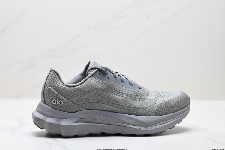 Alo Yoga Runner: Comodidad, Estilo y Rendimiento en Cada Paso 15 Alo Yoga Runner: Comodidad, Estilo y Rendimiento en Cada Paso