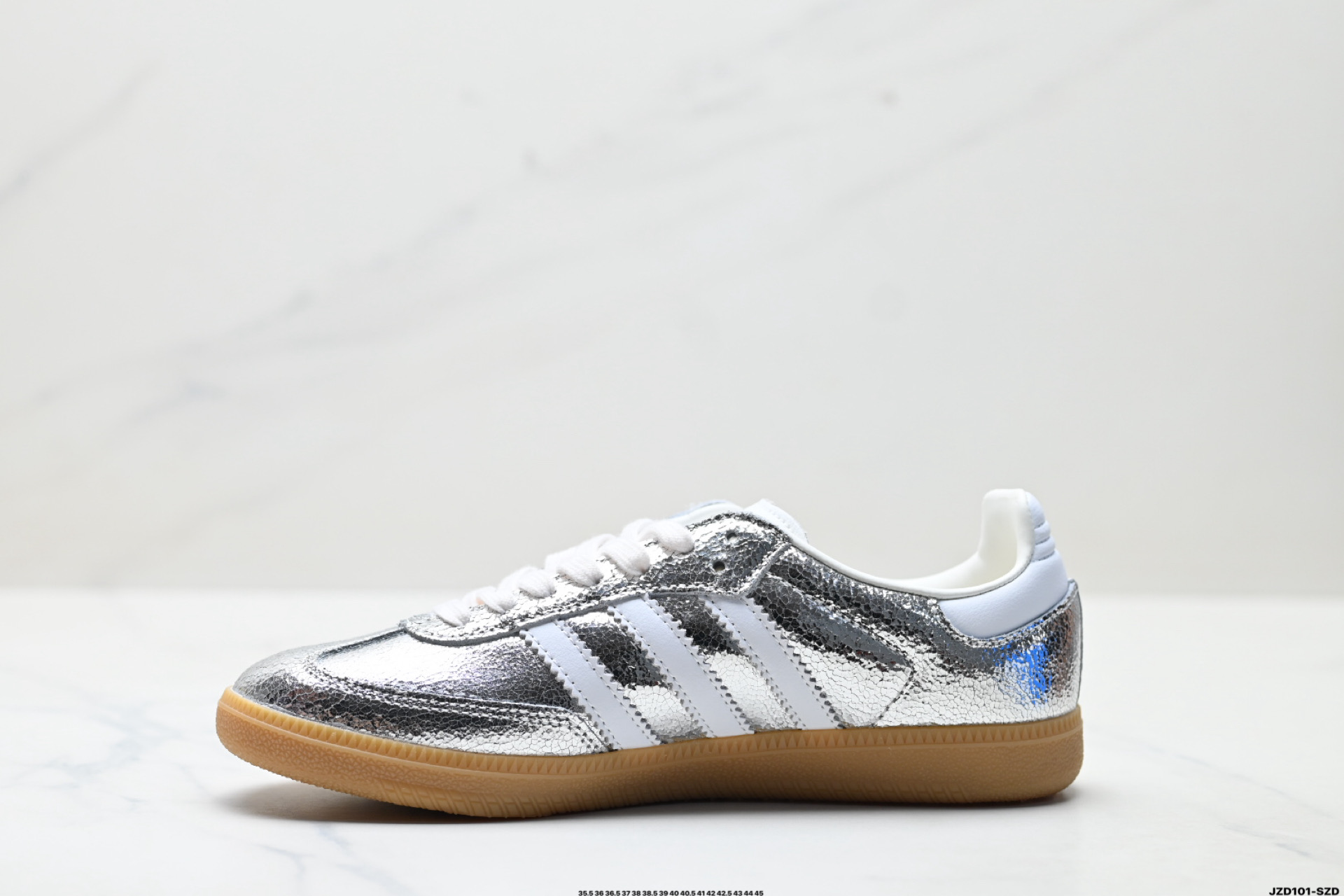 Adidas Originals Samba OG 桑巴舞系列 阿迪达斯 三叶草 绅士德训足球风百搭低帮休闲运动板鞋 JR0035
