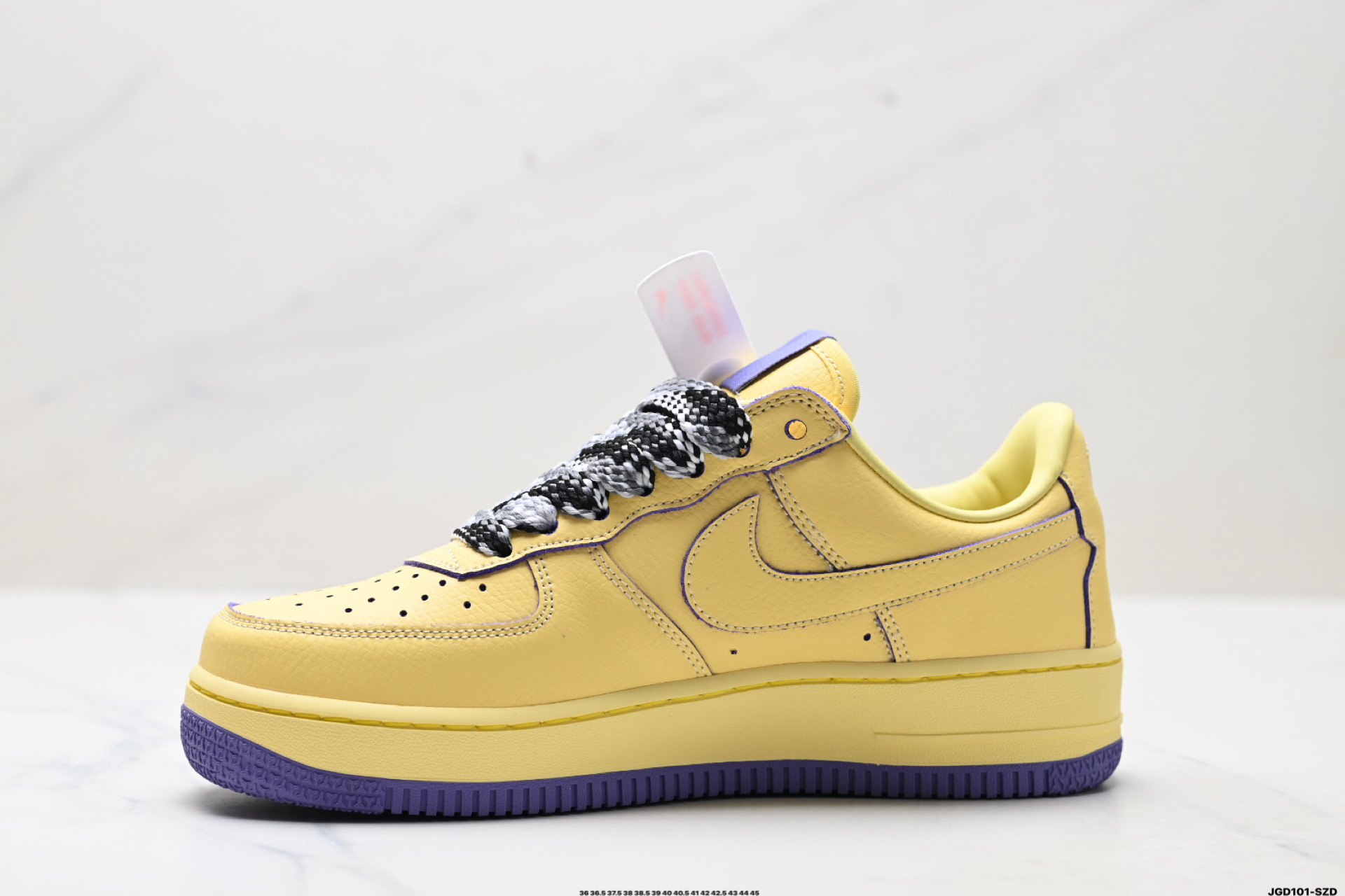 NIKE AIR FORCE 1‘07 LV8 HV9408-700
