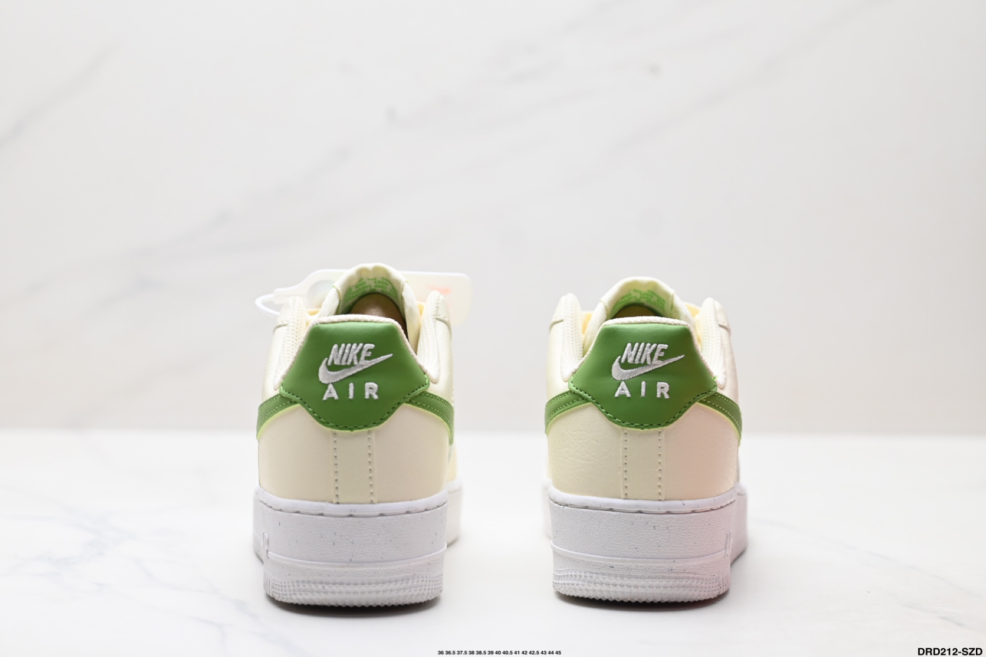 Nike Air Force 1 '07: Comodidad y estilo icónico para tu día a día 7 i1755621862003 4210 0 5