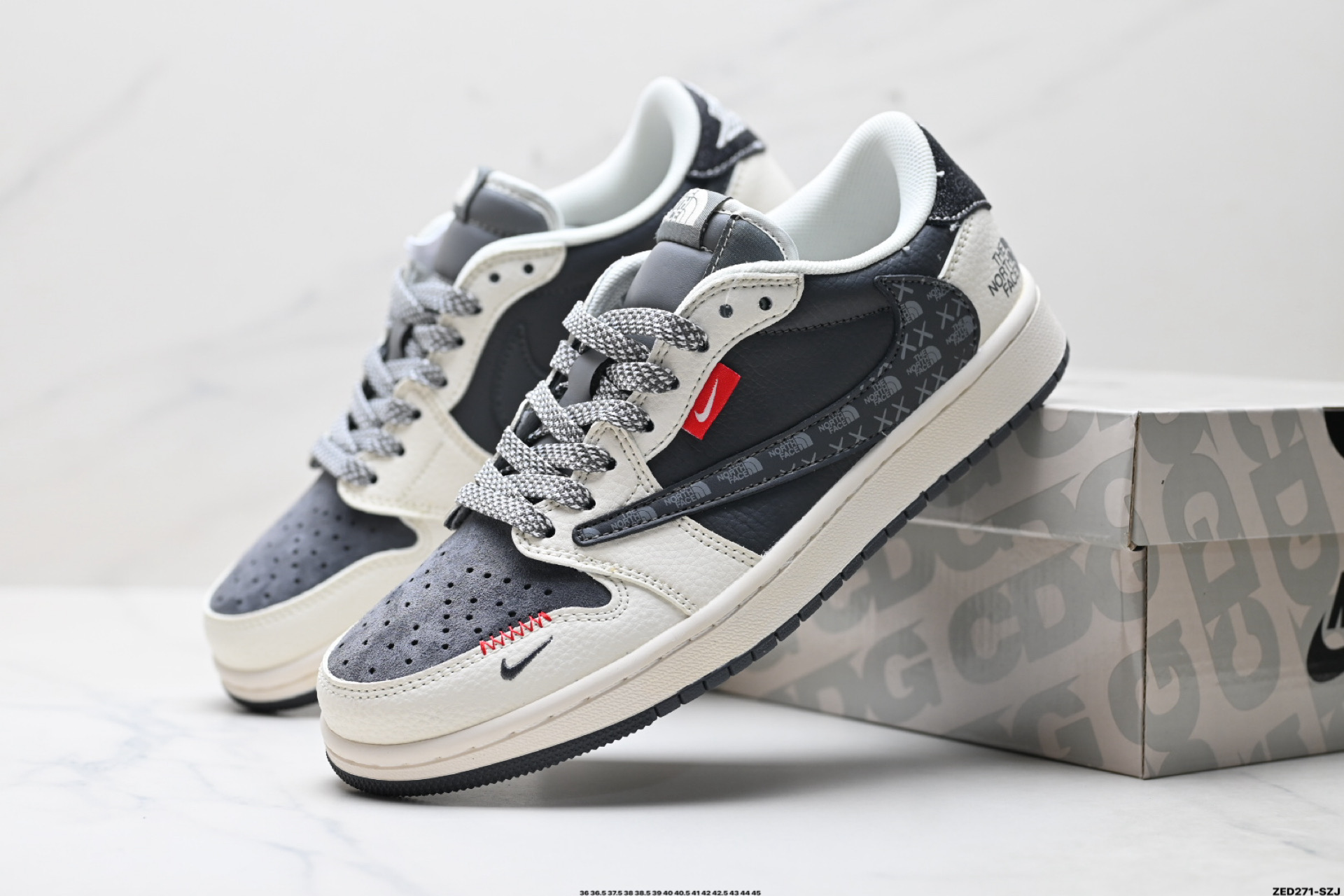 Nike Air Jordan 1 x Travis Scott AJ1倒勾 乔一倒钩 ‘DIY’定制 耐克 低帮文化篮球鞋 QW5088-205