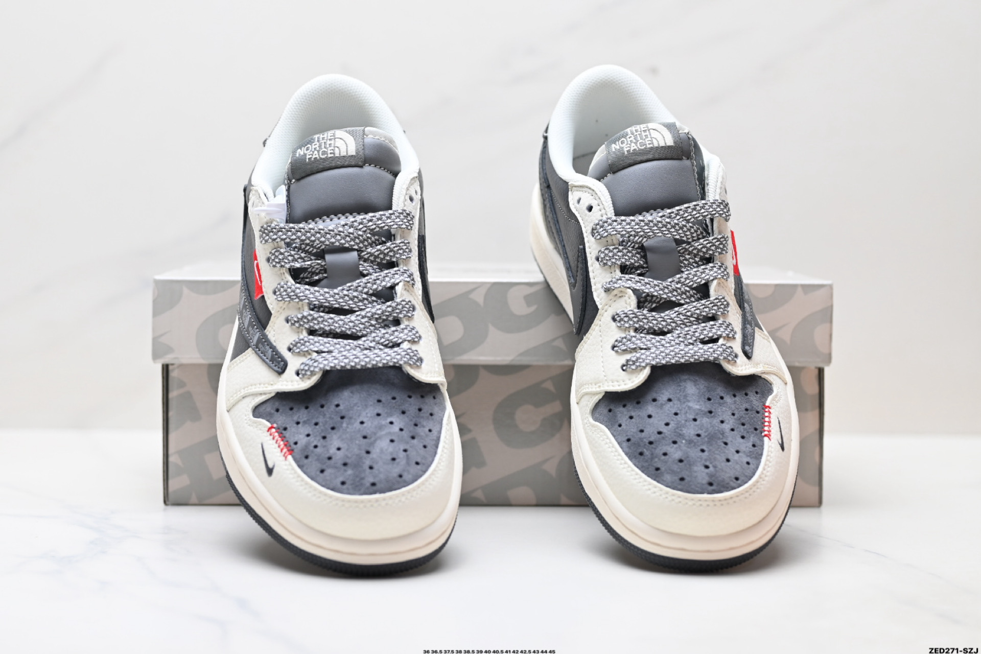 Nike Air Jordan 1 x Travis Scott AJ1倒勾 乔一倒钩 ‘DIY’定制 耐克 低帮文化篮球鞋 QW5088-205