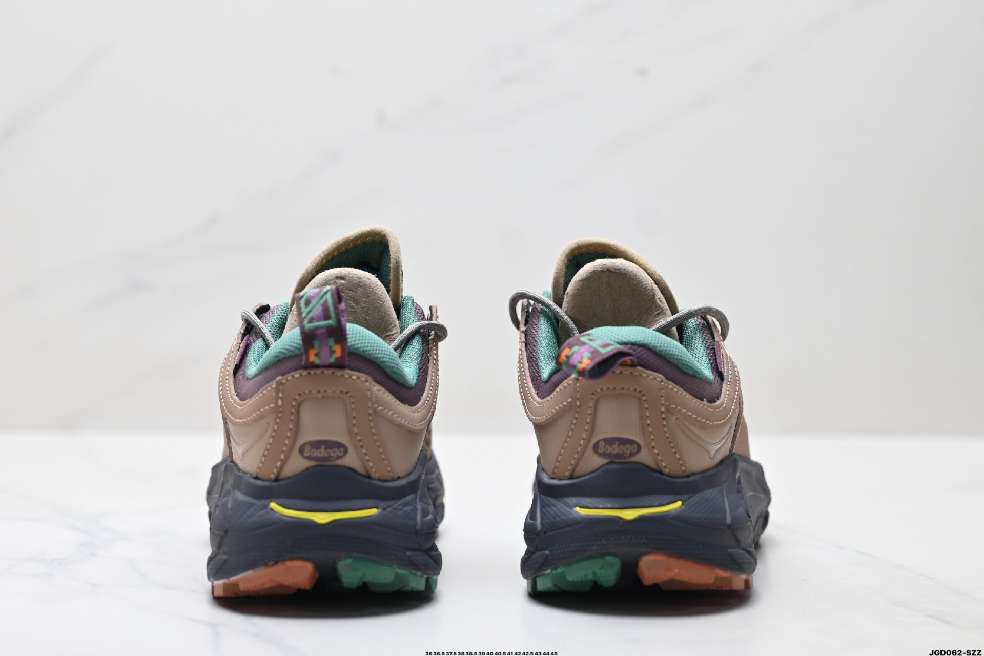 HOKA ONE ONE TOR ULTRA LO 休闲美观 低帮跑步鞋 1130310