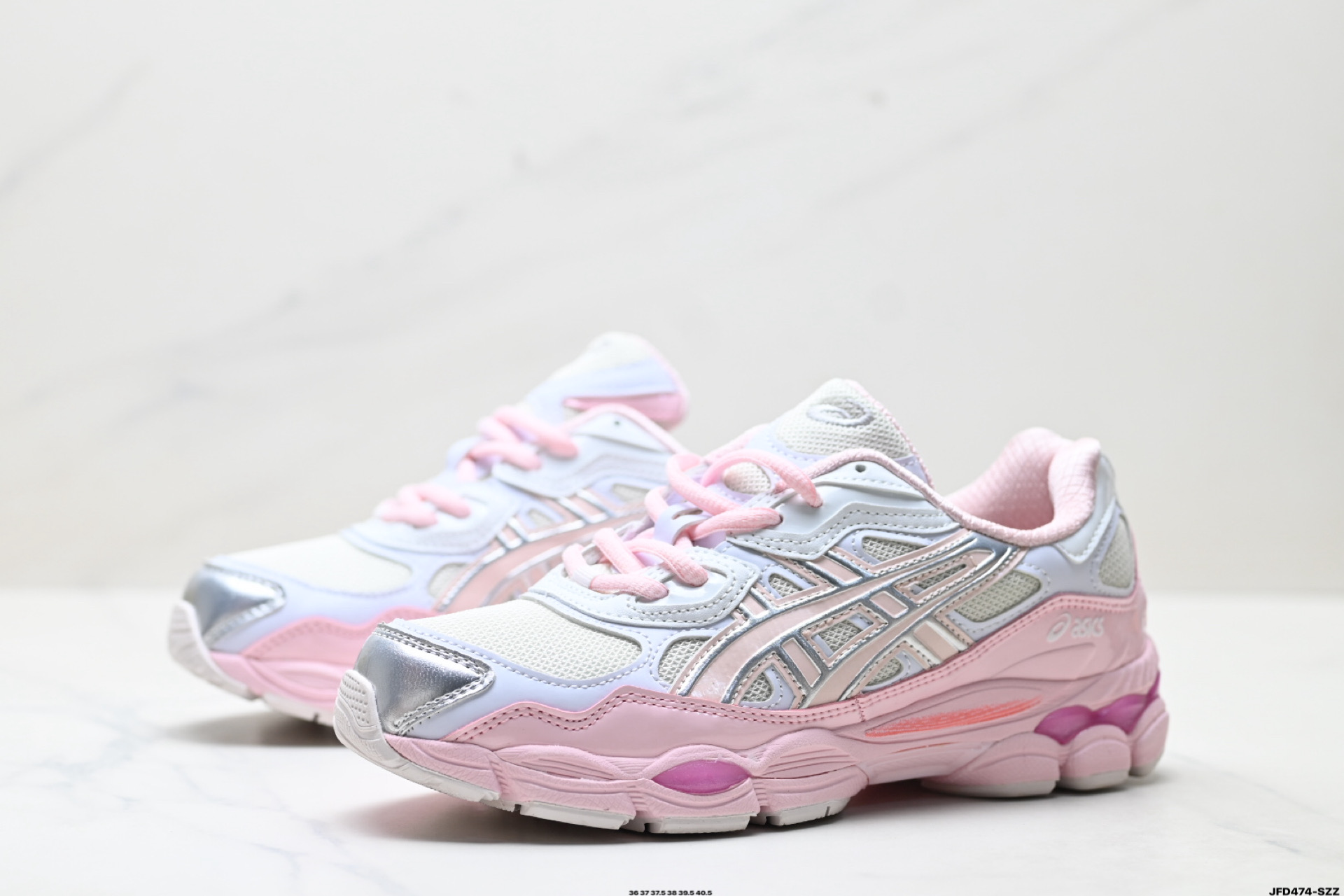 ASICS GEL-NYC 亚瑟士 透气网眼鞋面 1203A571-100