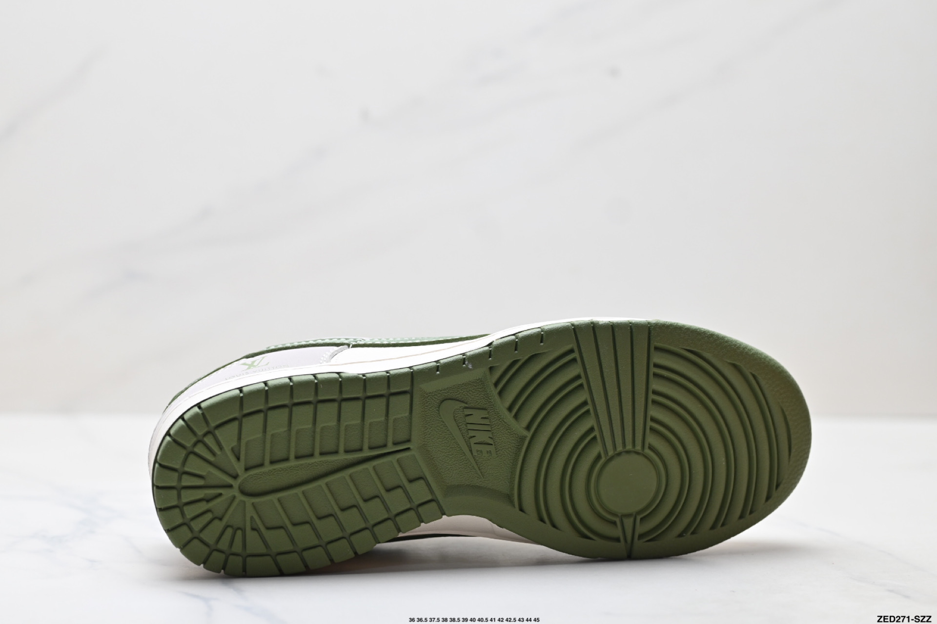 Nike Dunk Low Retro ‘DIY高端定制’耐克 低帮休闲运动板鞋 JP1668-031