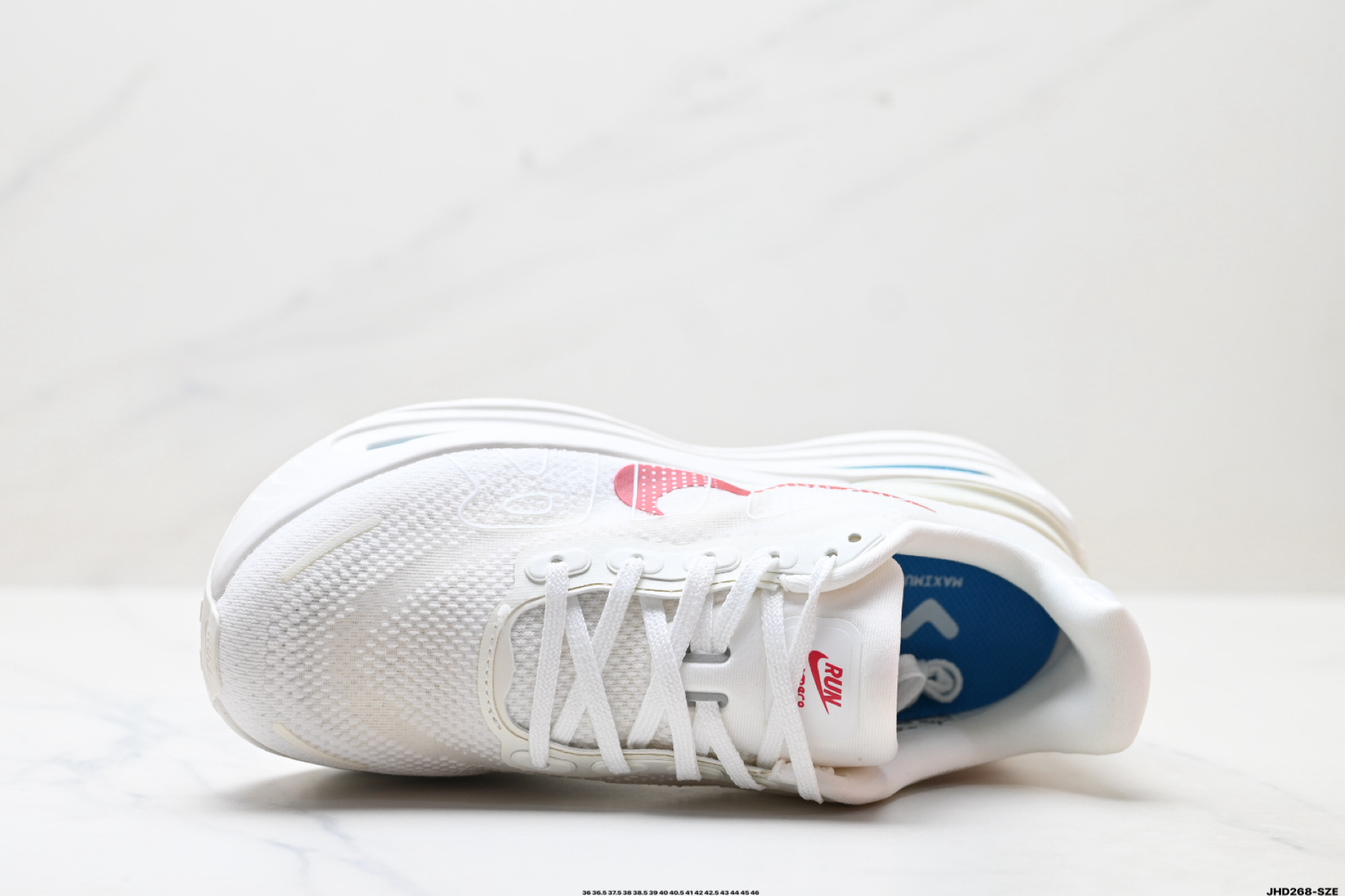 200 Nike VOMERO PREMIUM 耐克 舒适减震防滑 低帮跑步鞋  HQ2050-304